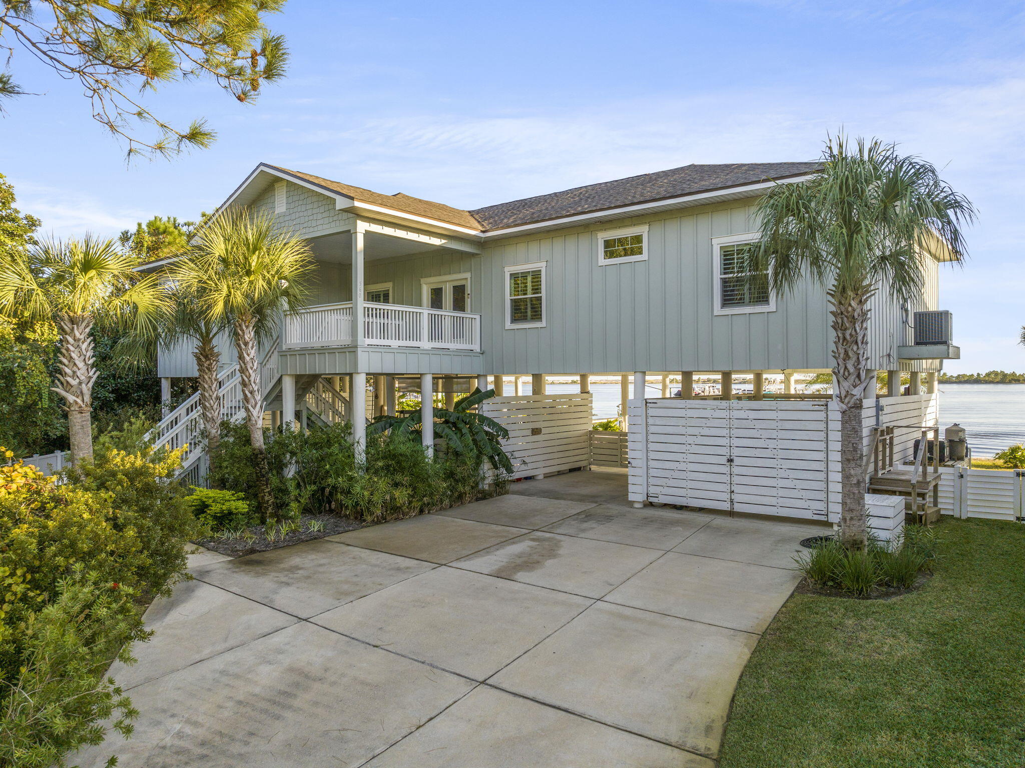 SPARKLING WATERS - Residential