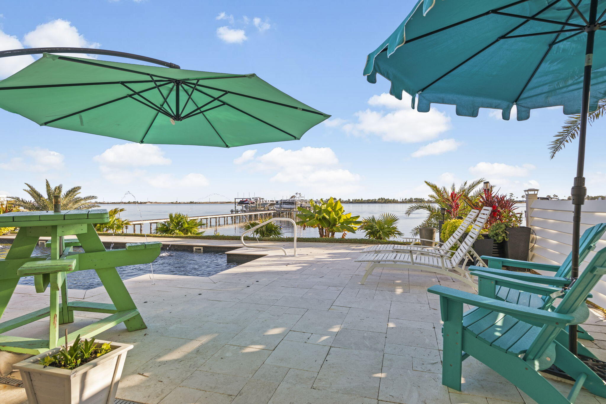 SPARKLING WATERS - Residential