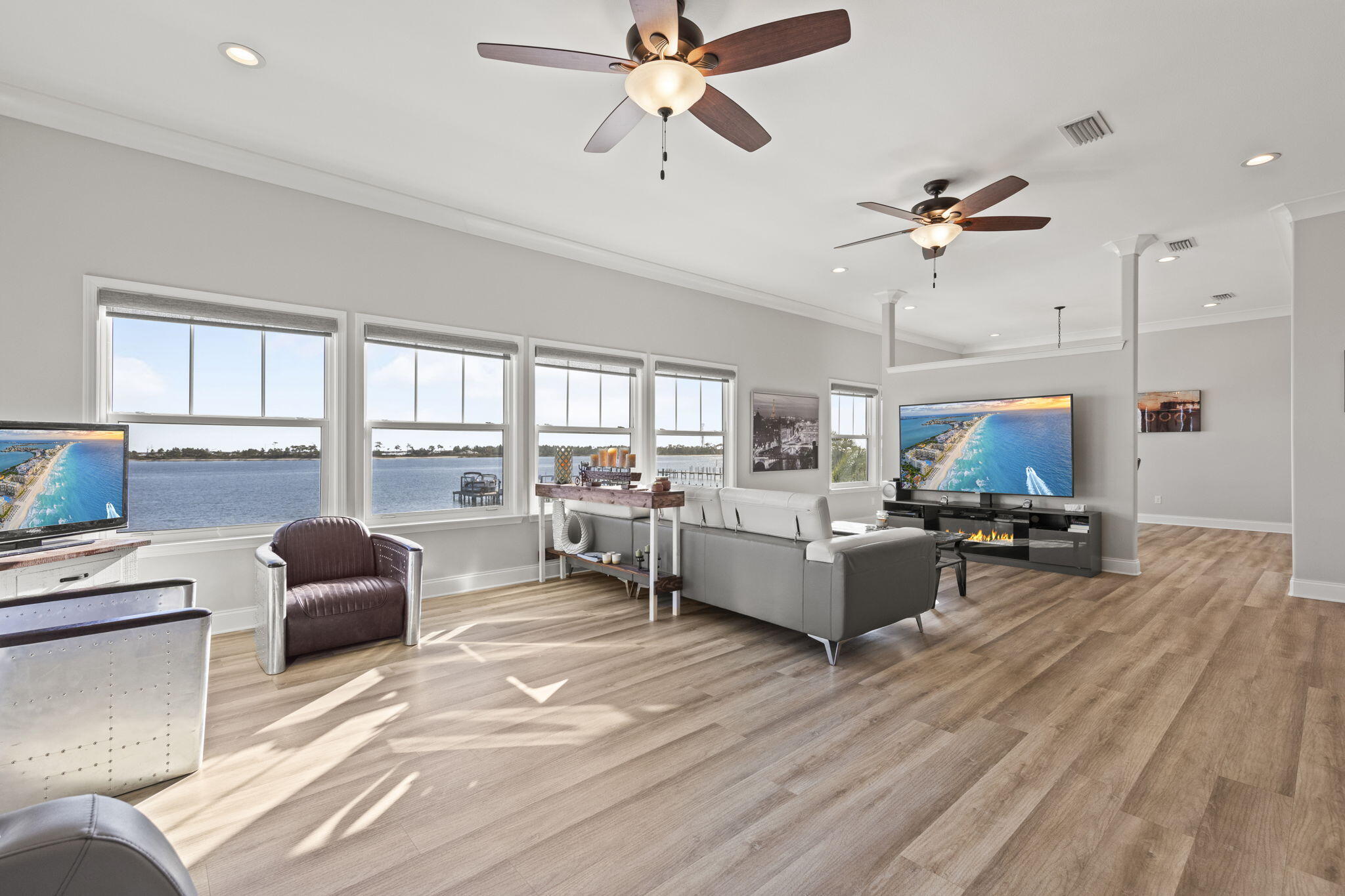 SPARKLING WATERS - Residential