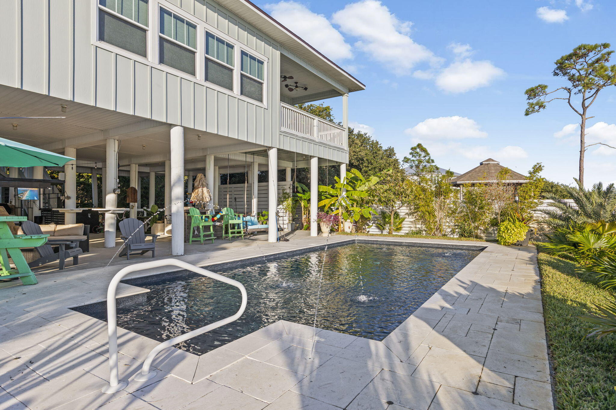 SPARKLING WATERS - Residential