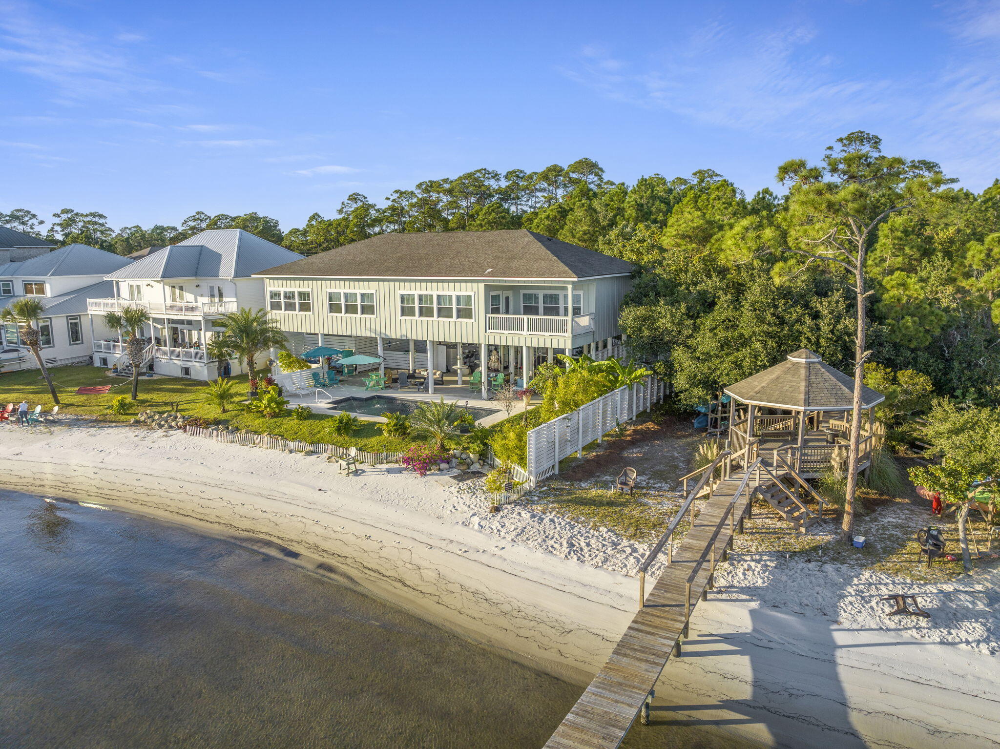 SPARKLING WATERS - Residential