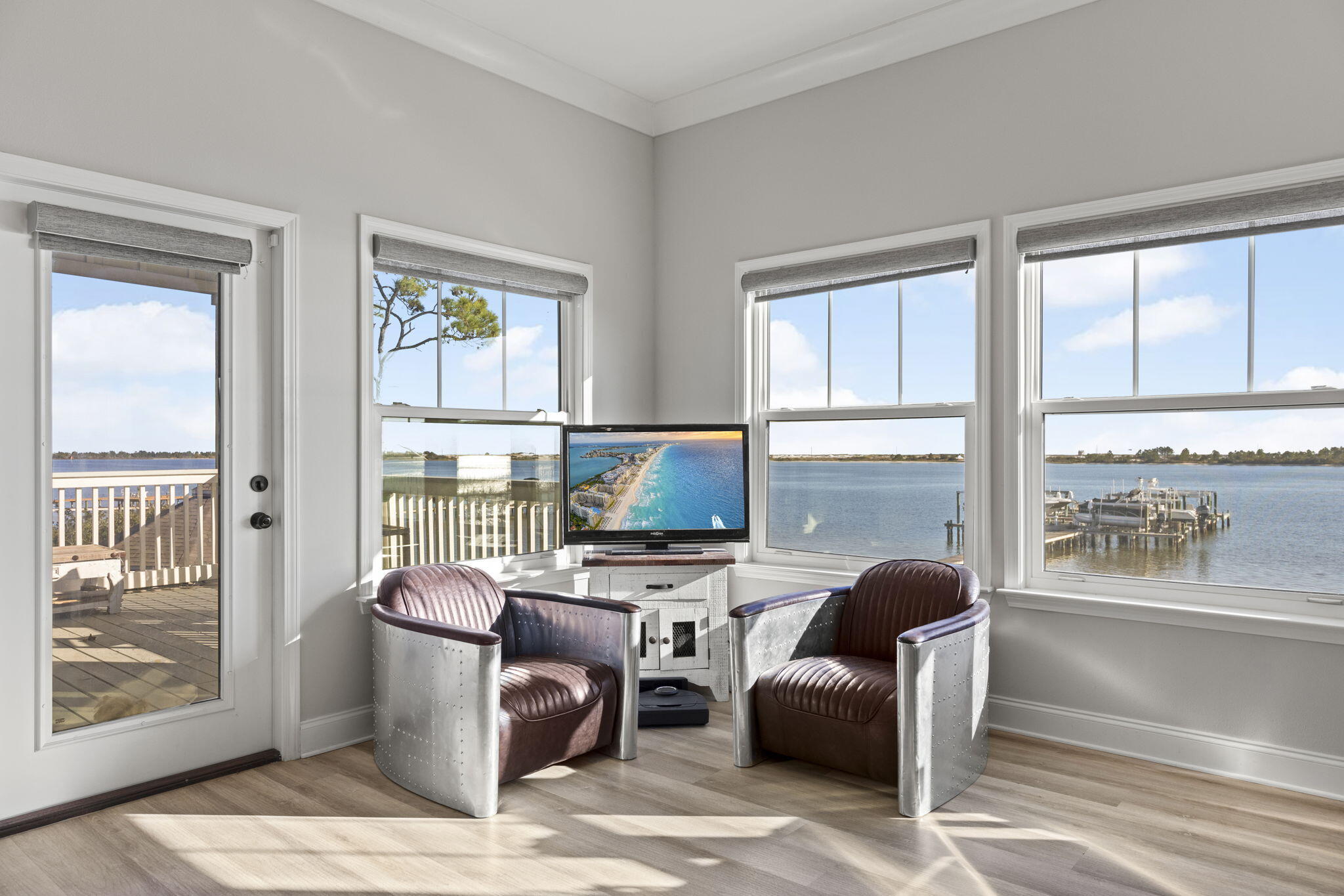 SPARKLING WATERS - Residential