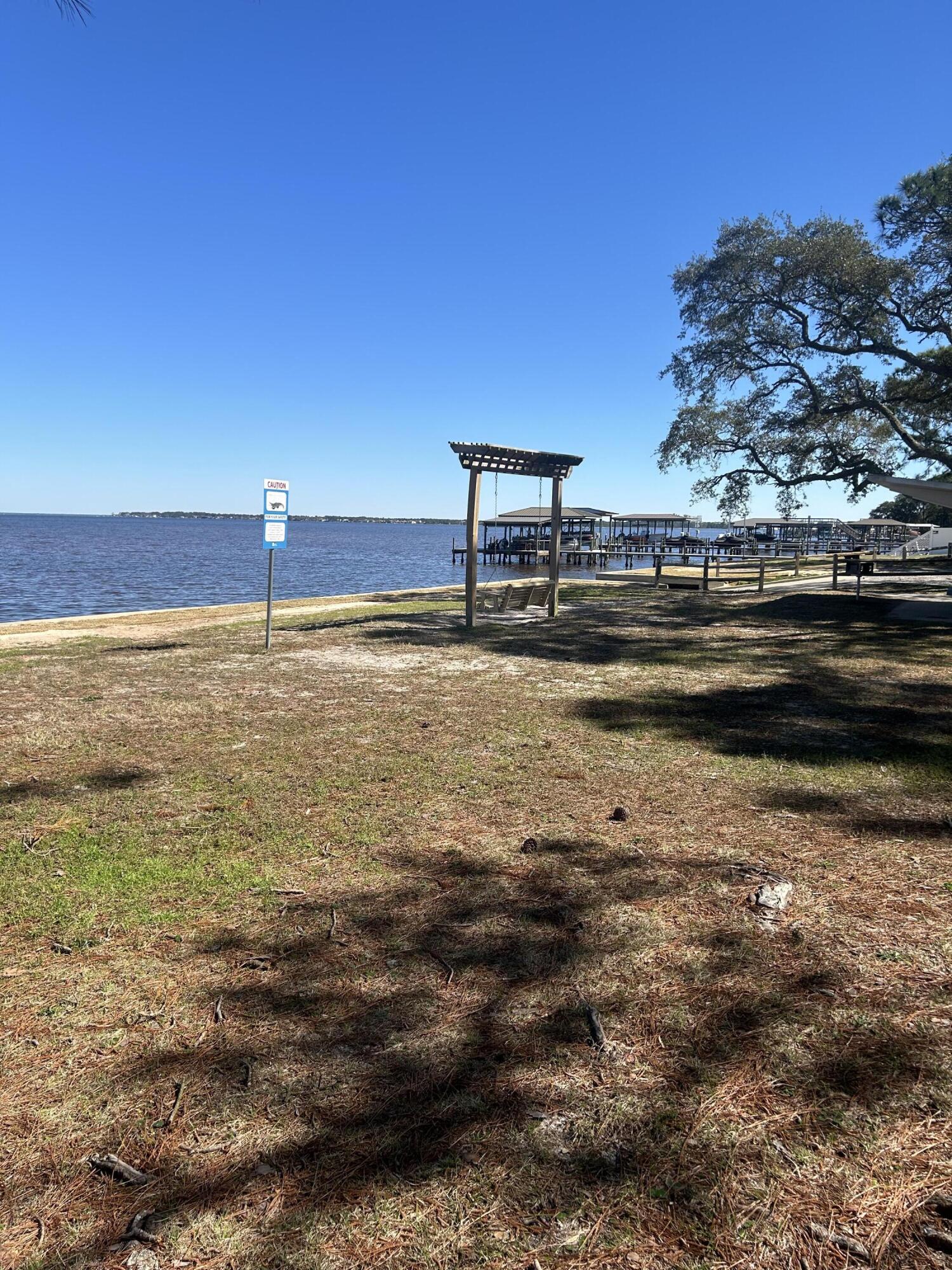 BAYSHORE GARDENS - Land