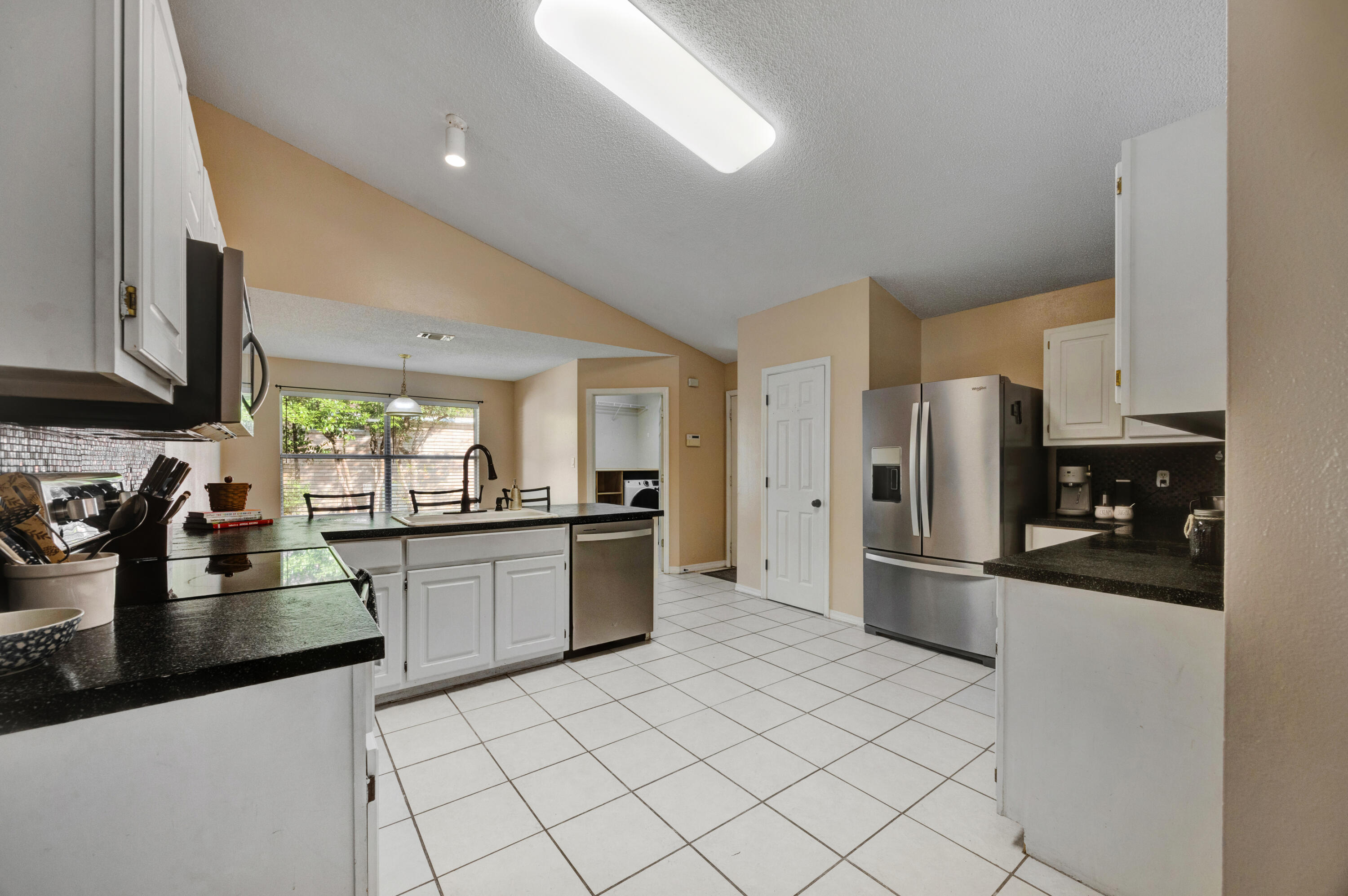 CORONADO VILLAGE PH 3 - Residential