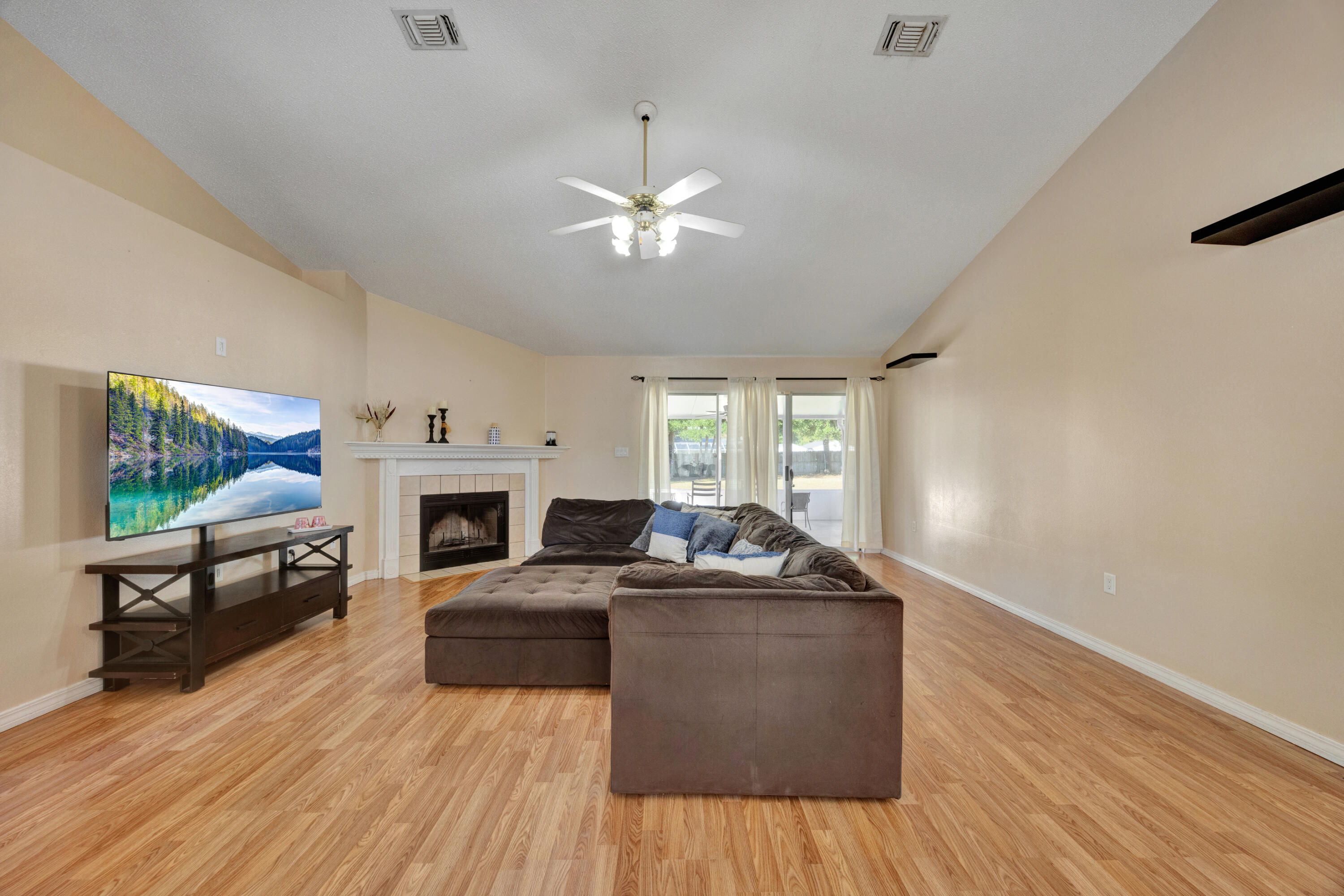 CORONADO VILLAGE PH 3 - Residential