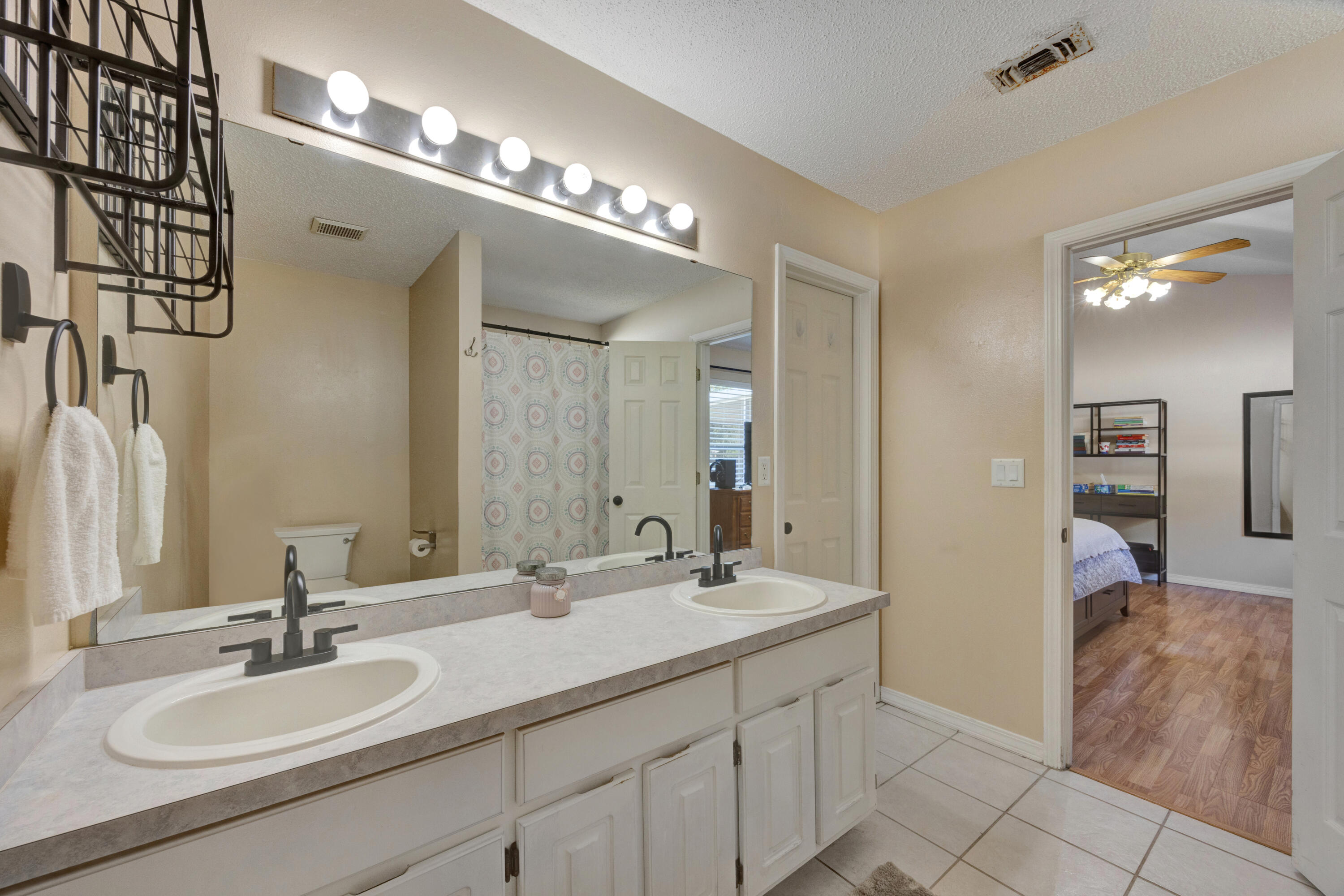 CORONADO VILLAGE PH 3 - Residential