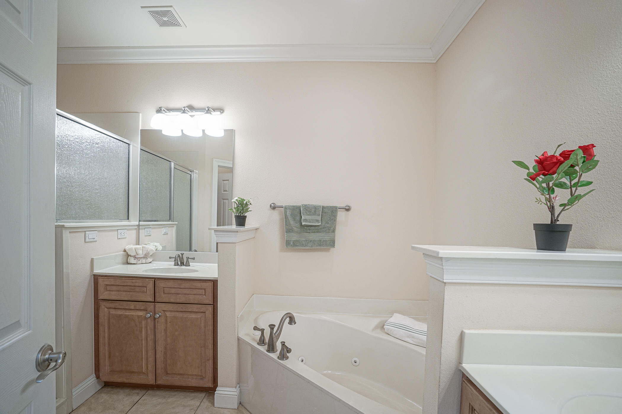 WATON OAKS - Residential