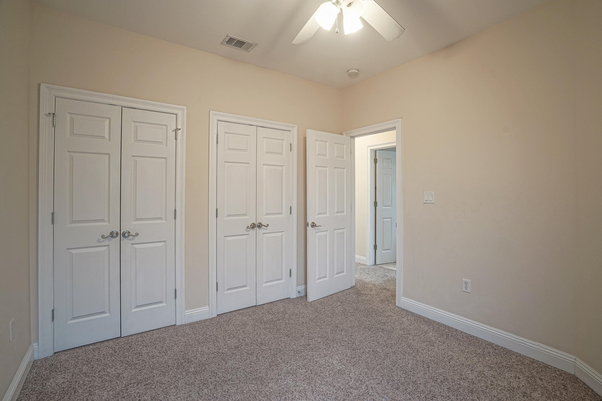 WATON OAKS - Residential