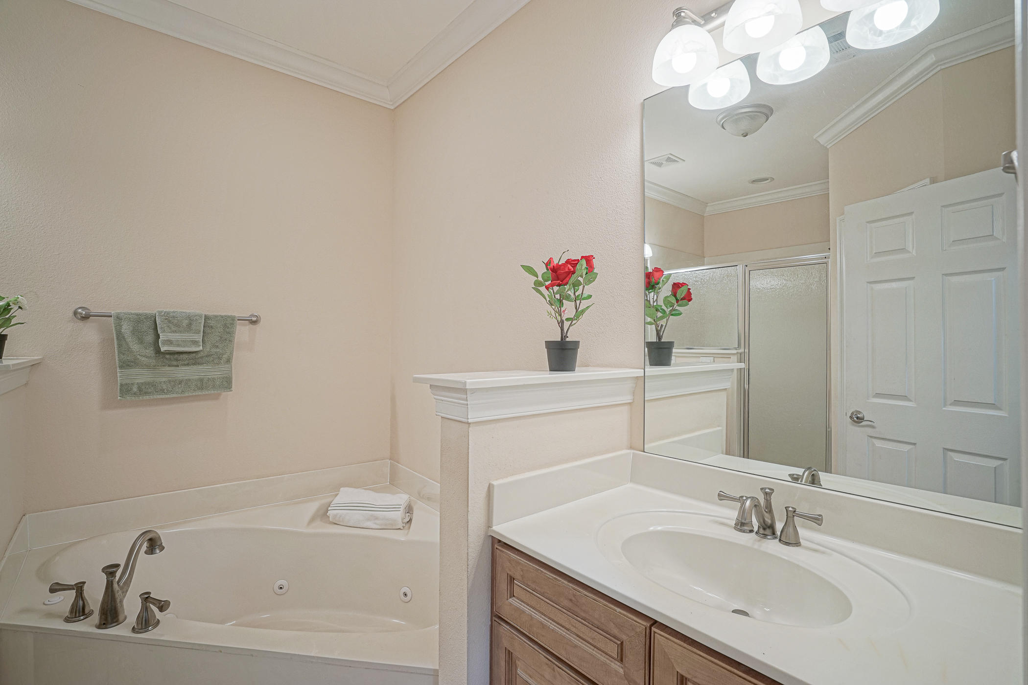 WATON OAKS - Residential