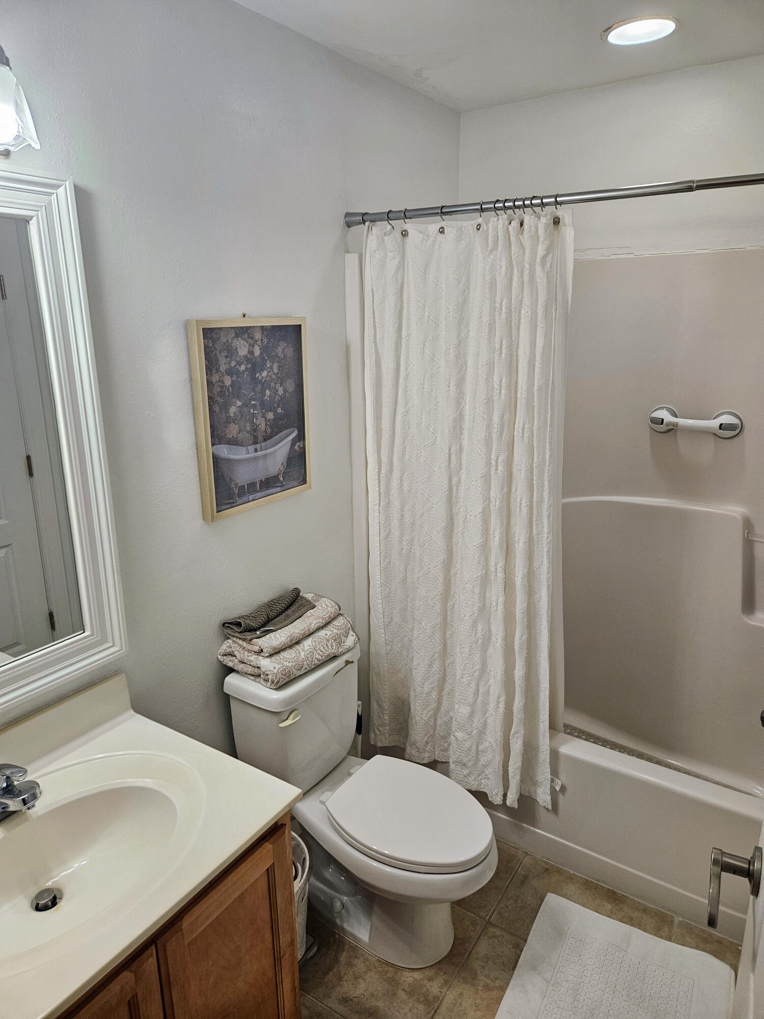 OLD BAY CONDO - Residential