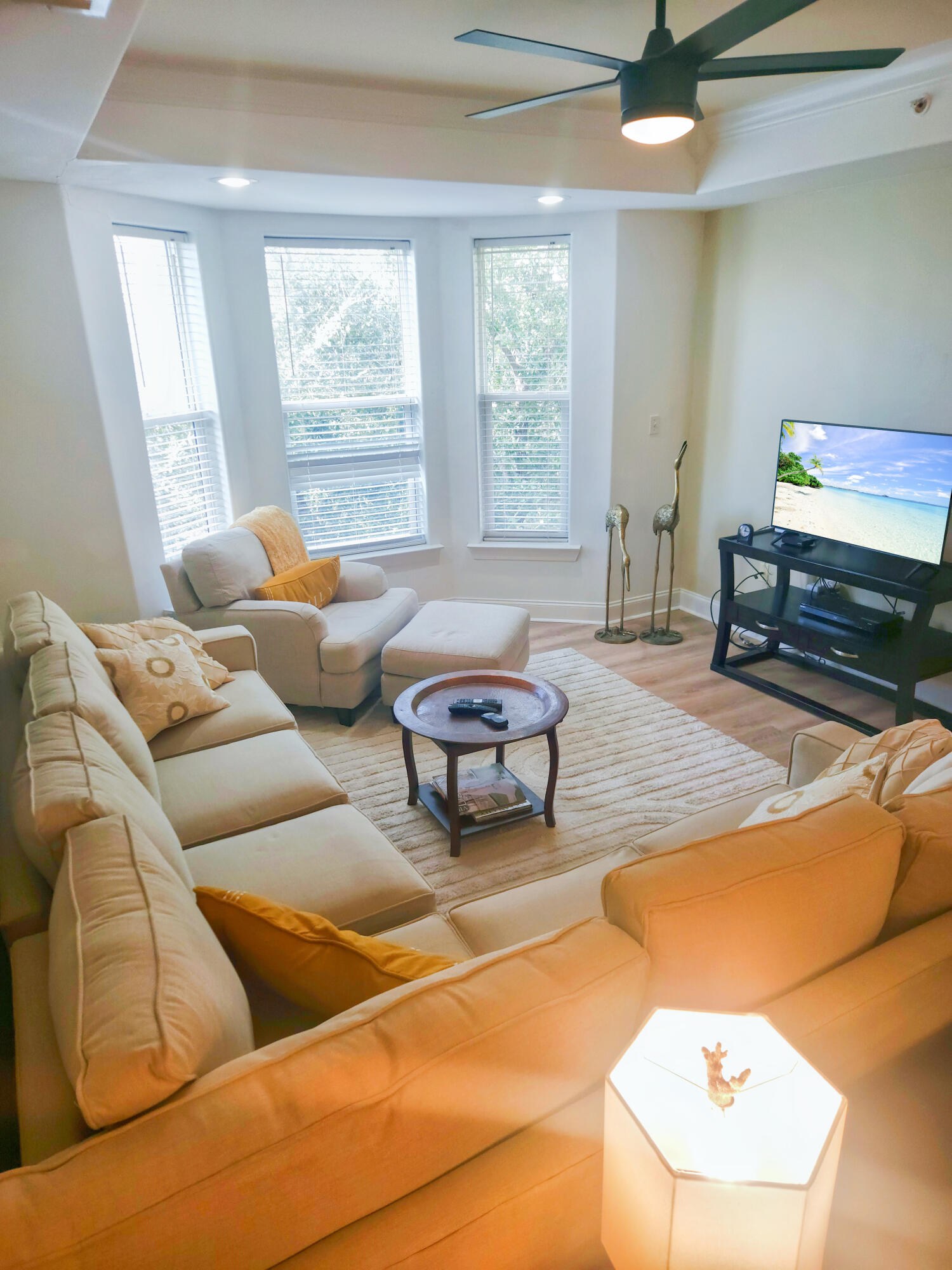 OLD BAY CONDO - Residential