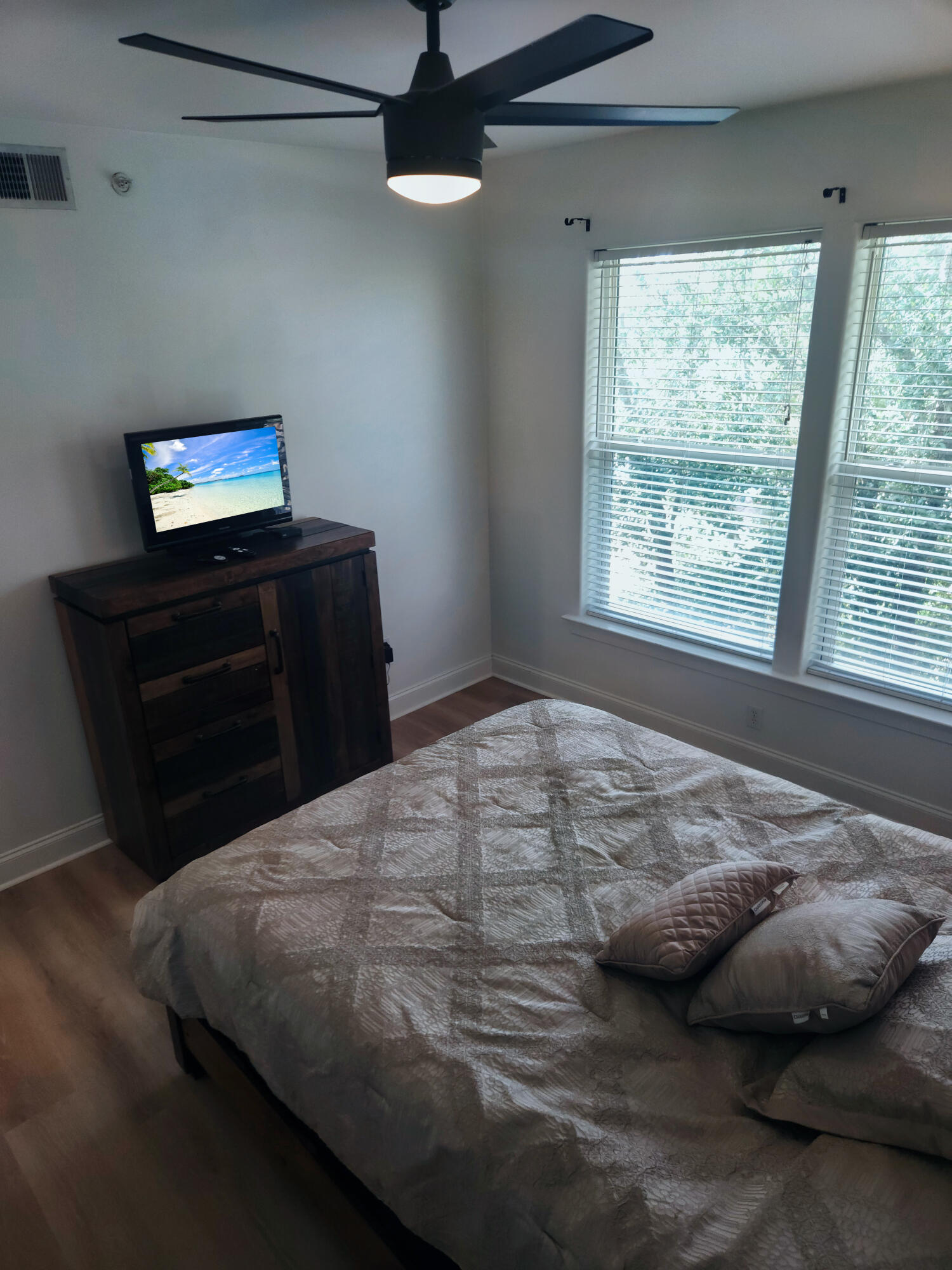 OLD BAY CONDO - Residential