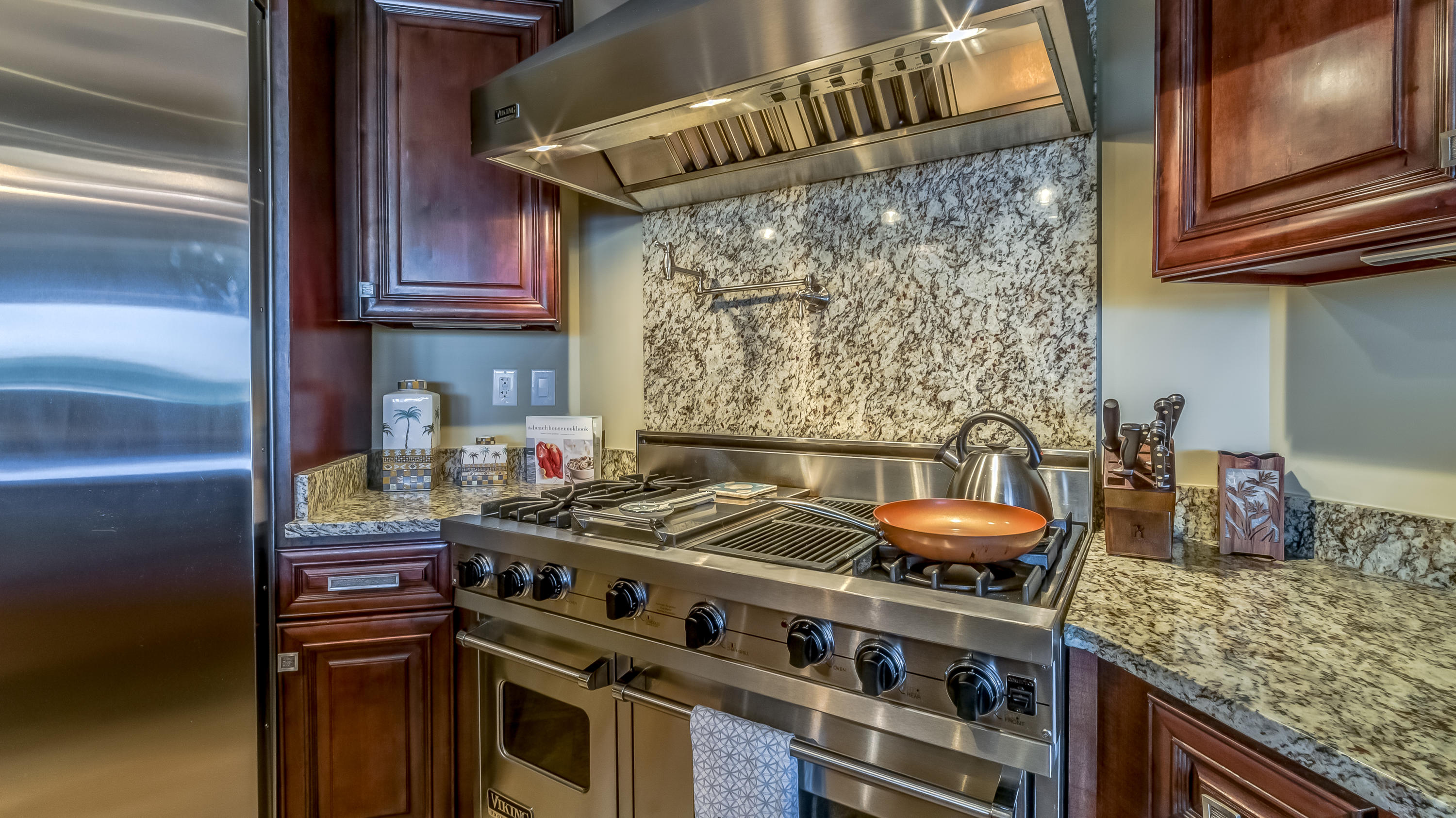 SANCTUARY BY THE SEA CONDO - Residential