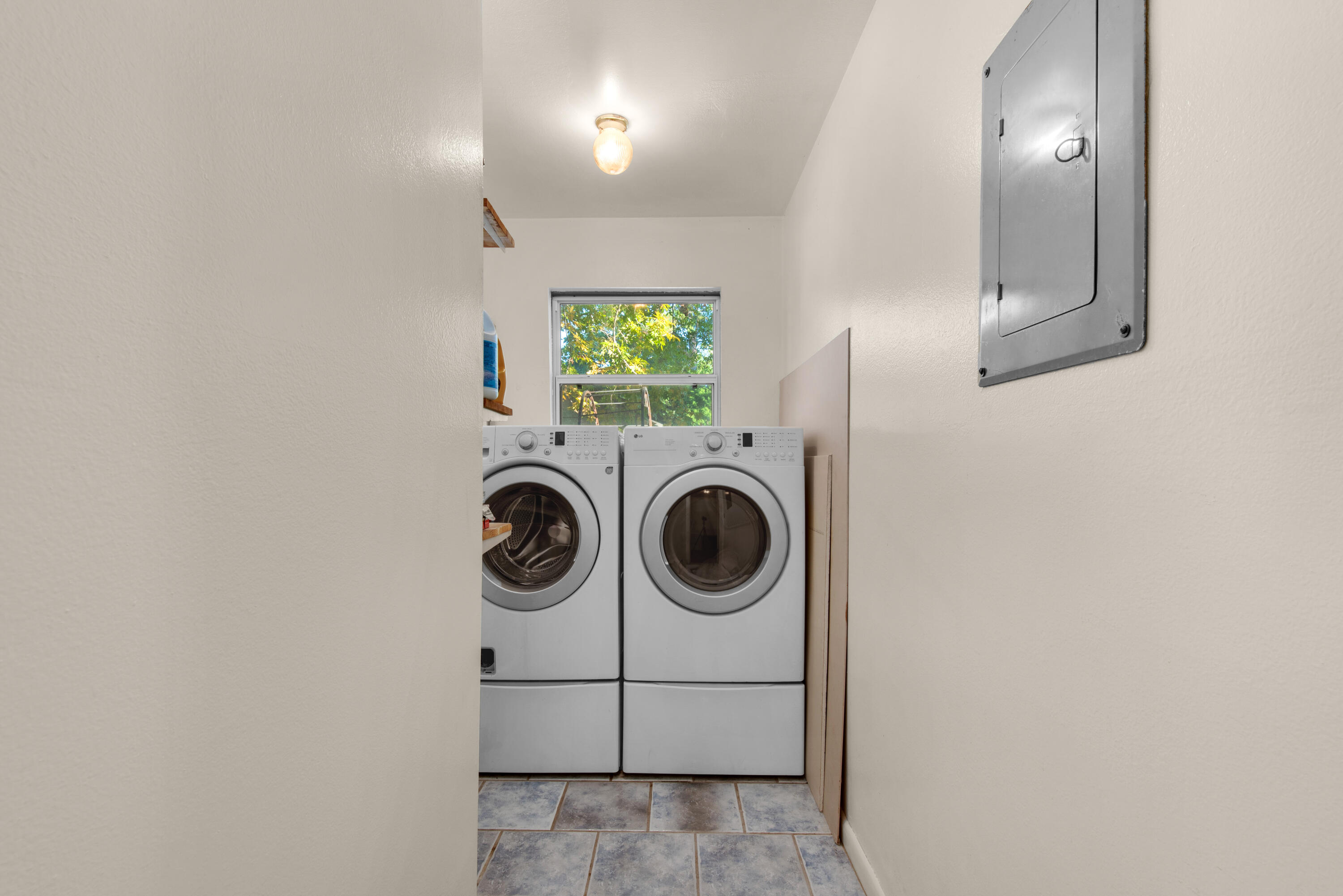 SEABREEZE 5TH ADDN - Residential