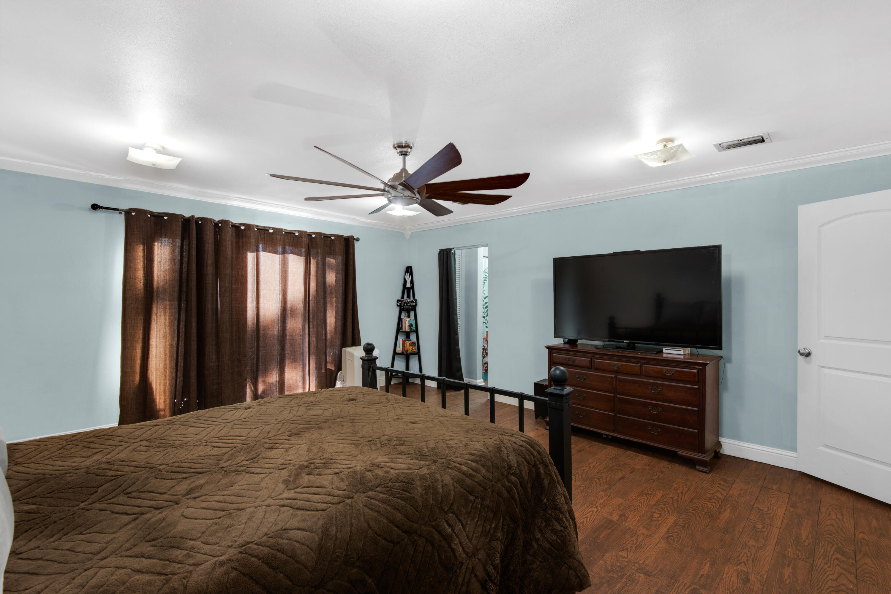 SEABREEZE 5TH ADDN - Residential