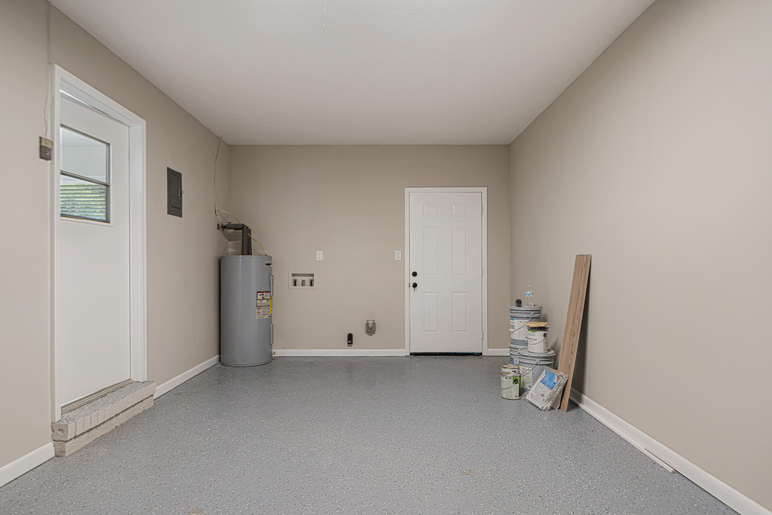 OAKDALE MIN/FARMS - Residential