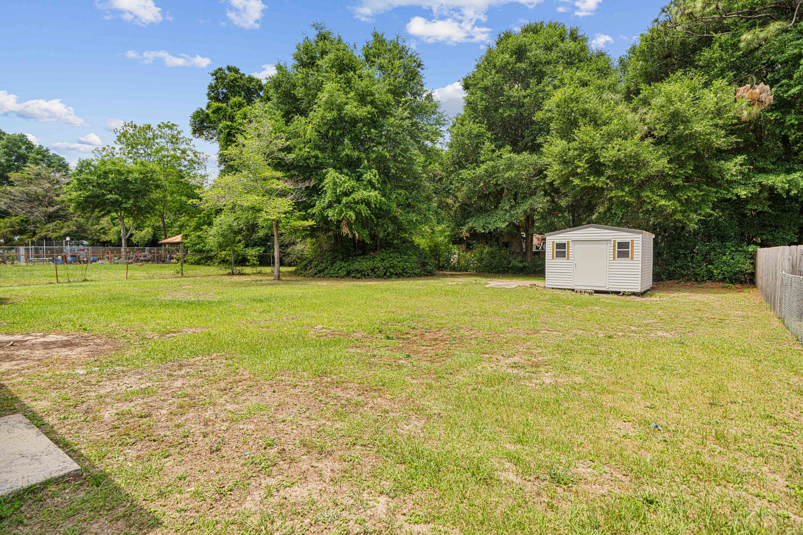 OAKDALE MIN/FARMS - Residential
