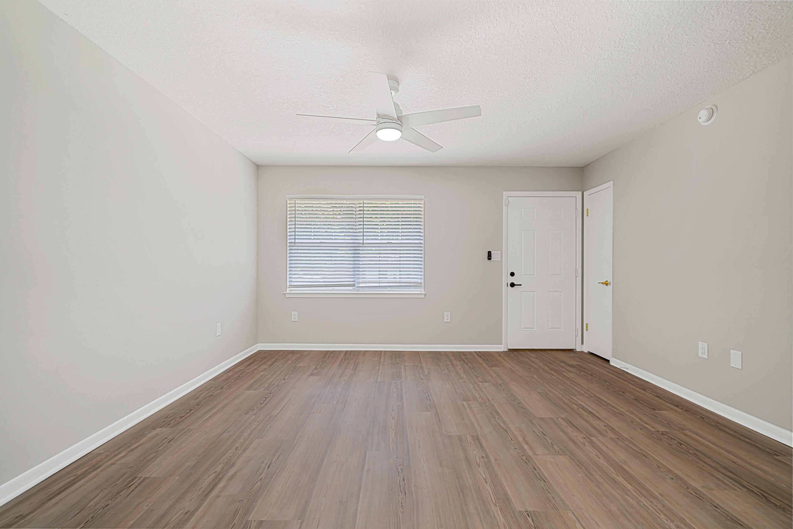 OAKDALE MIN/FARMS - Residential