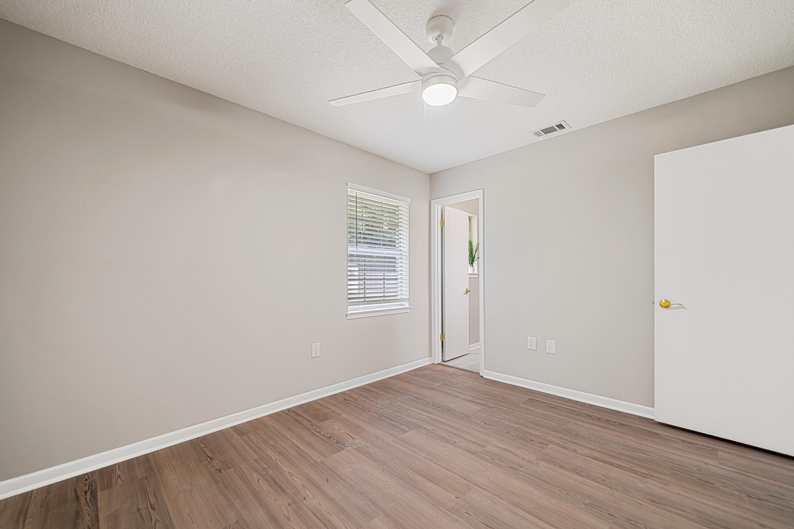 OAKDALE MIN/FARMS - Residential