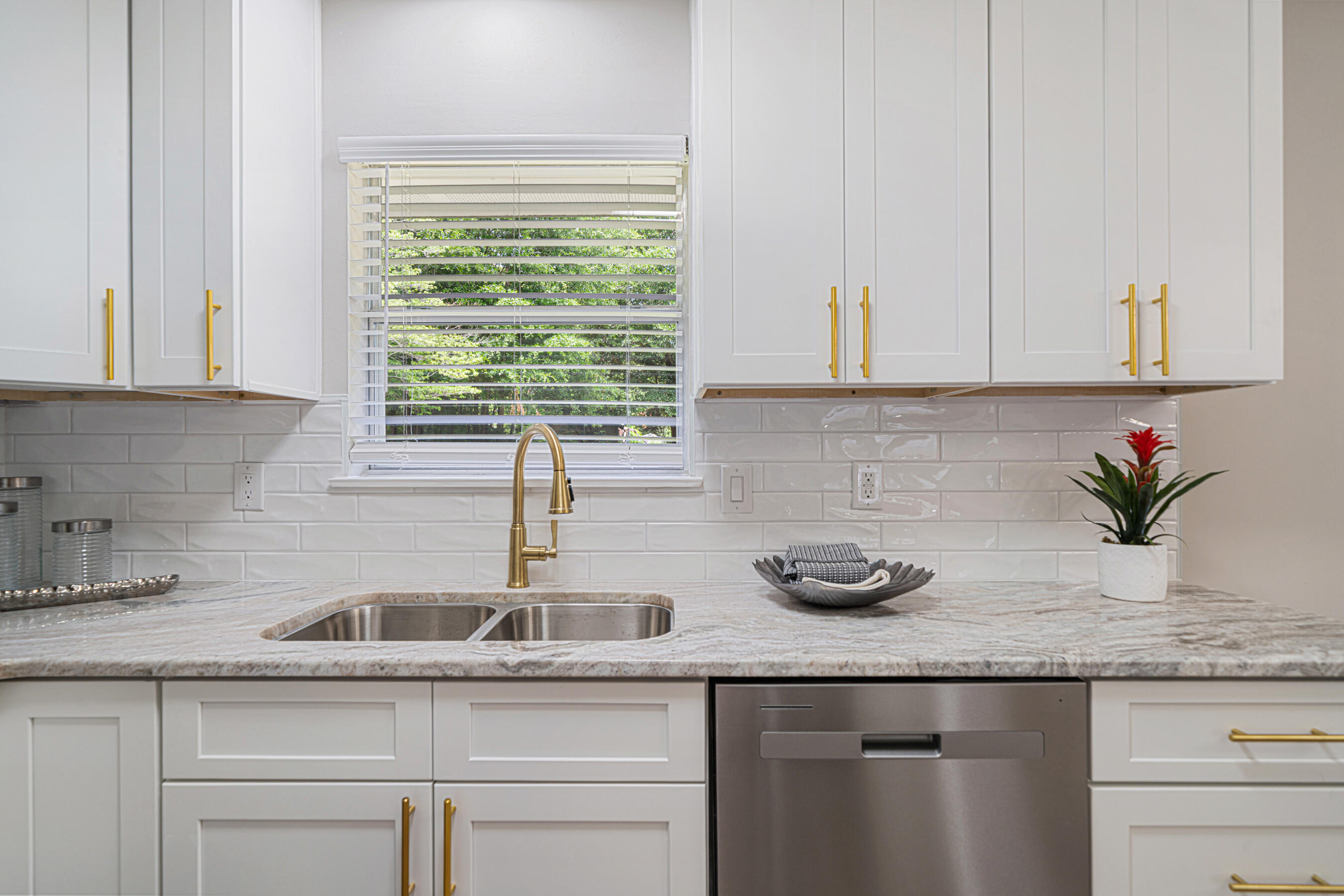 OAKDALE MIN/FARMS - Residential