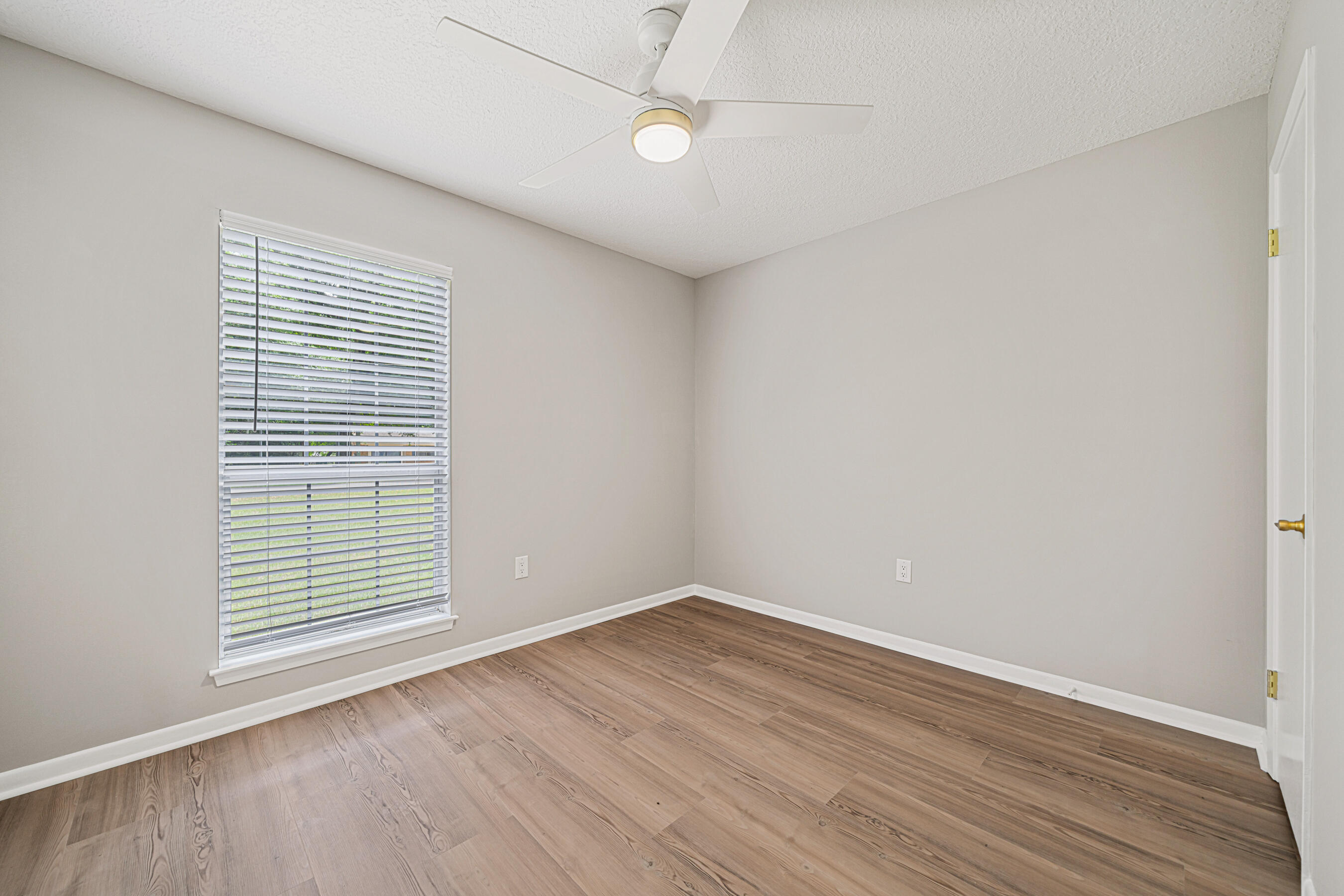 OAKDALE MIN/FARMS - Residential