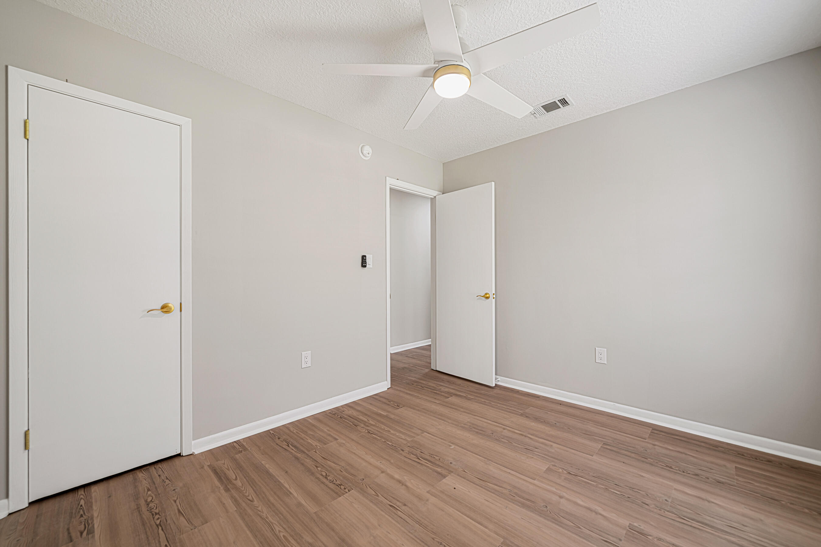 OAKDALE MIN/FARMS - Residential
