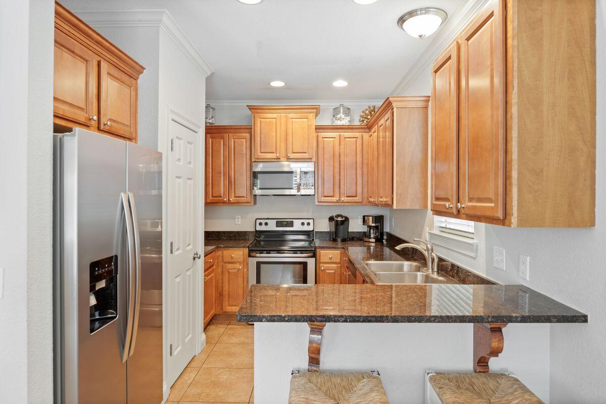 VILLAGES OF CRYSTAL BEACH - Residential