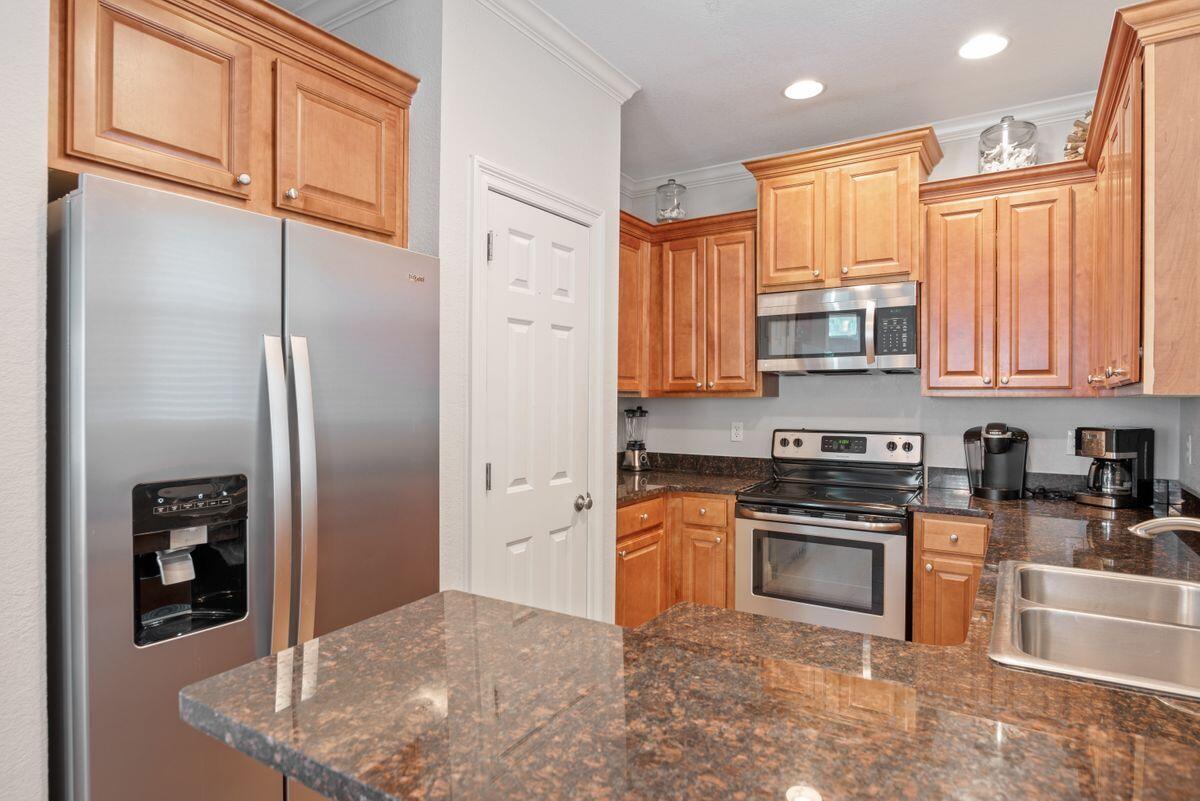 VILLAGES OF CRYSTAL BEACH - Residential