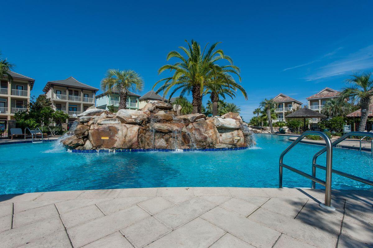 VILLAGES OF CRYSTAL BEACH - Residential