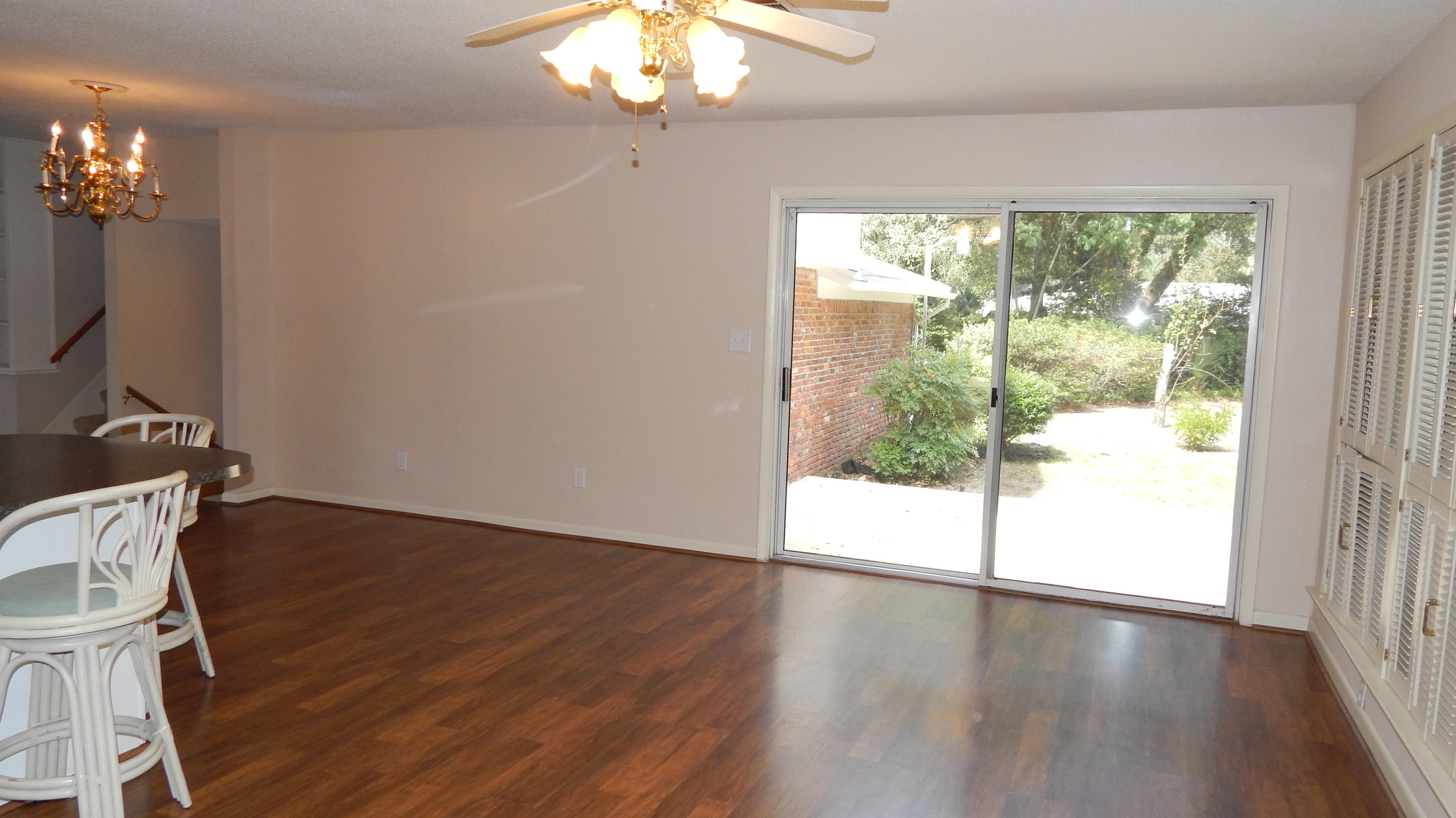 COLONIAL HEIGHTS - Residential