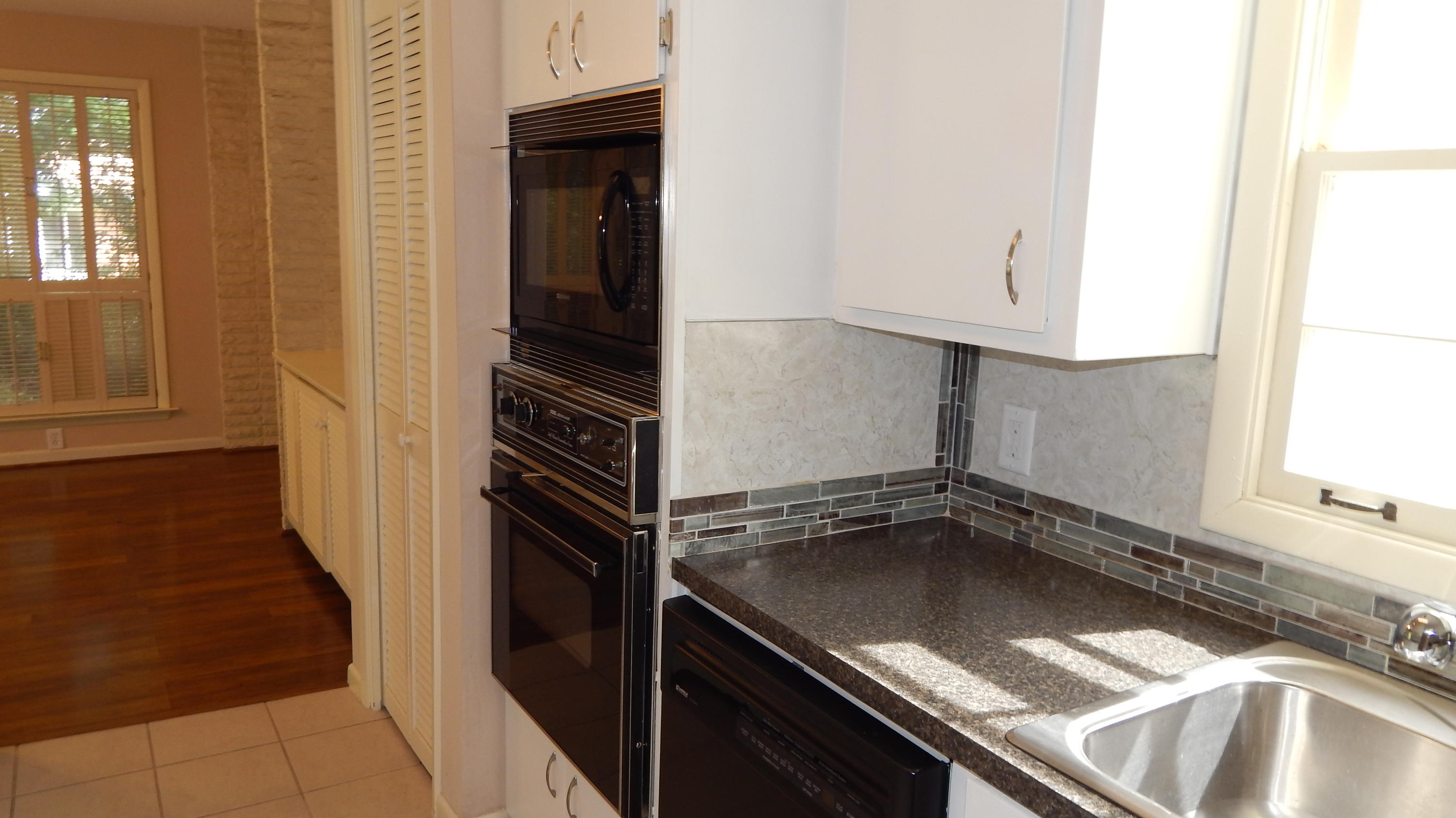 COLONIAL HEIGHTS - Residential