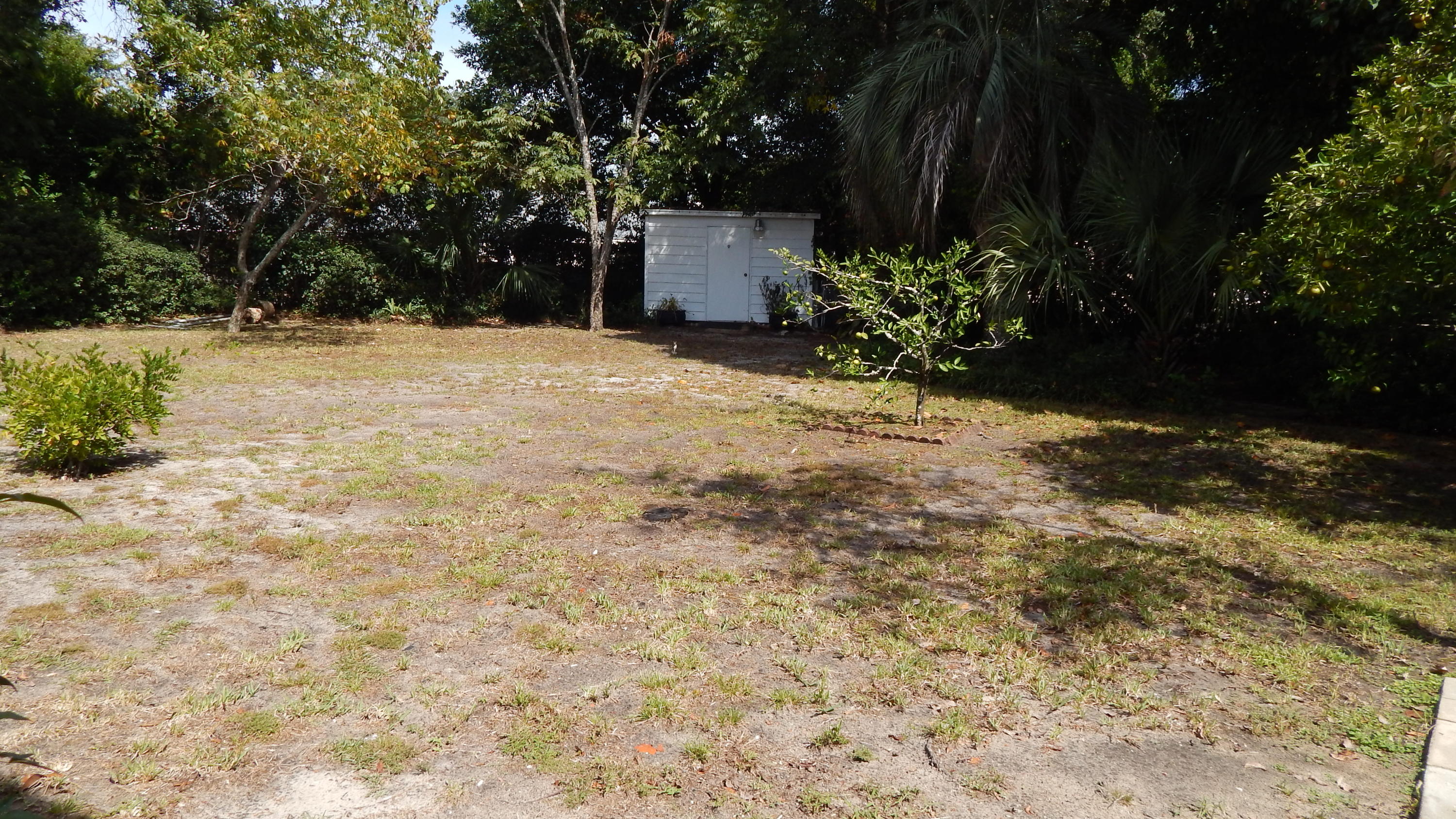 COLONIAL HEIGHTS - Residential