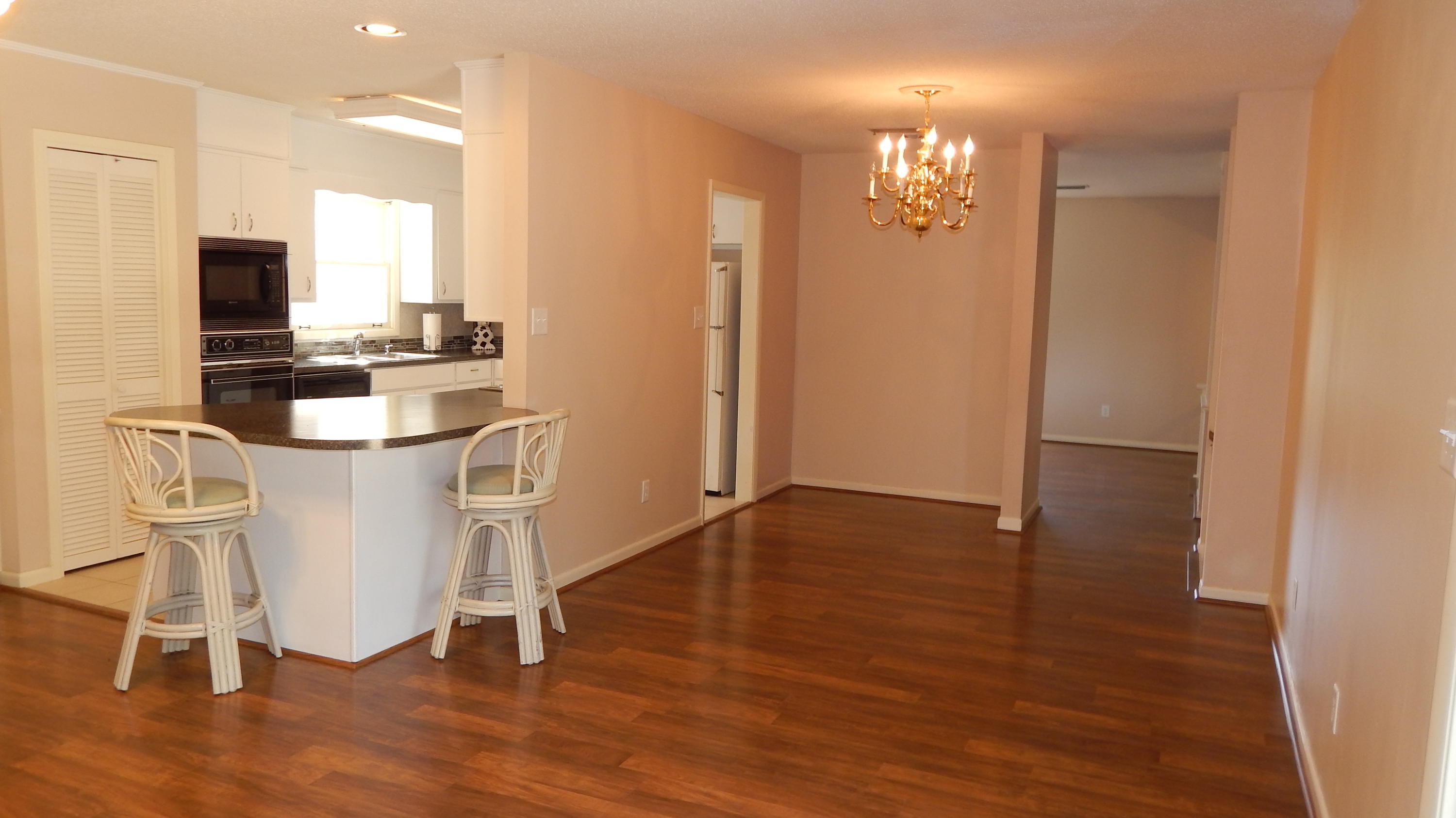 COLONIAL HEIGHTS - Residential