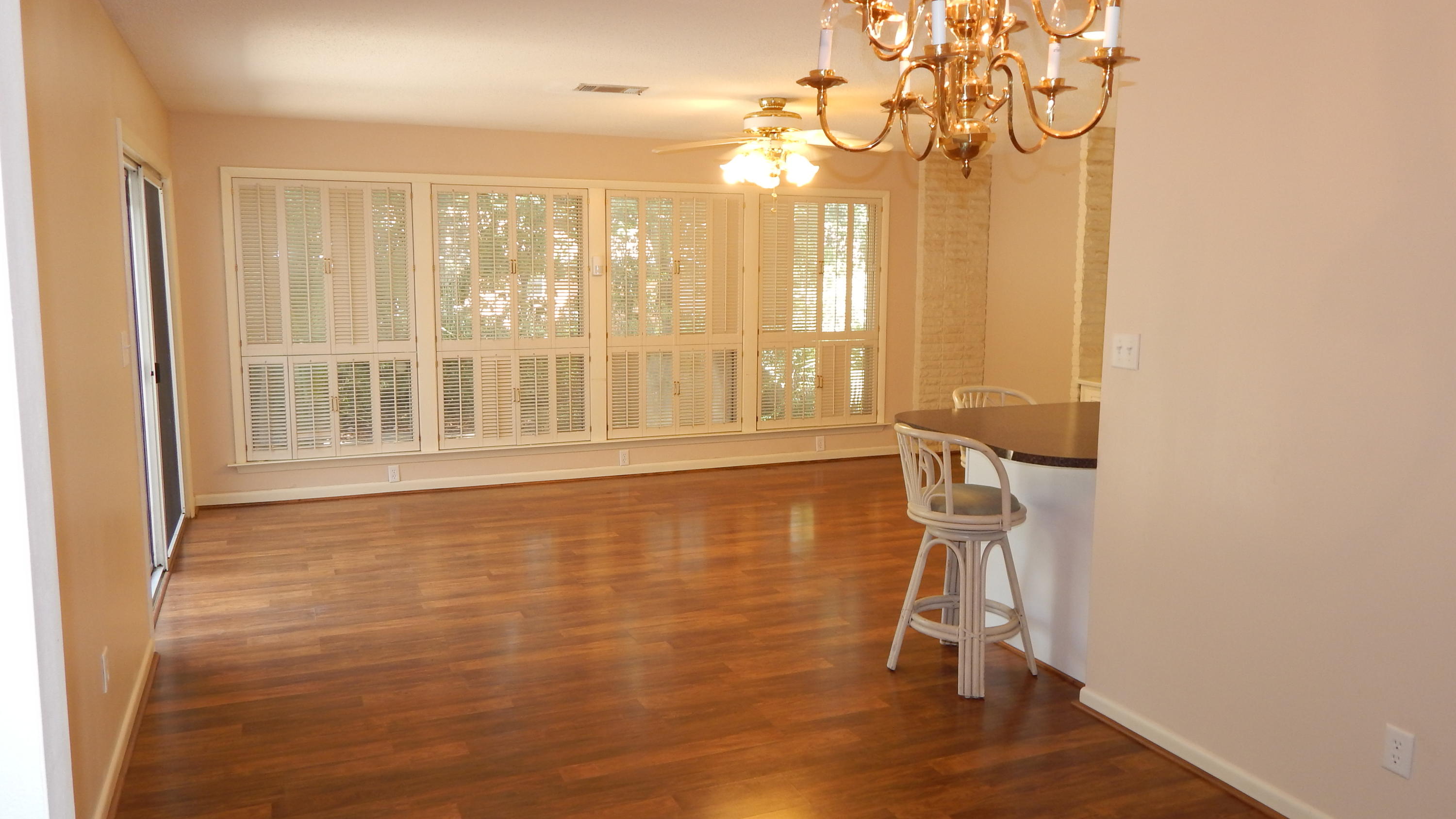 COLONIAL HEIGHTS - Residential