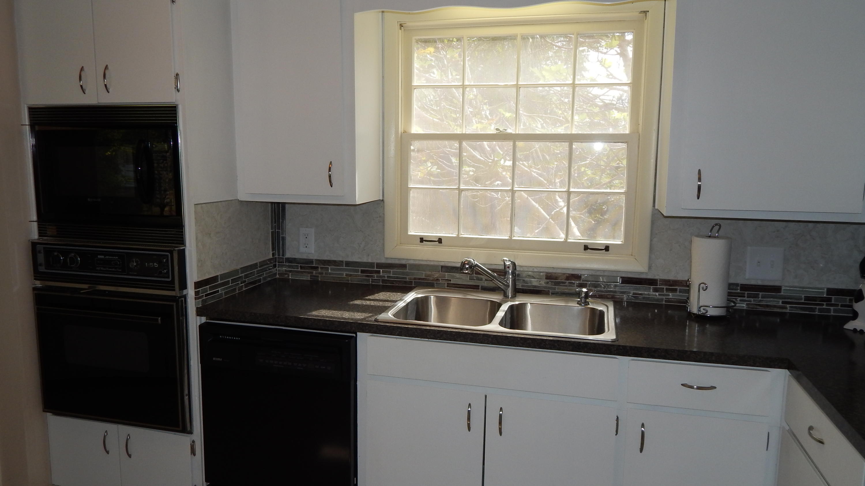 COLONIAL HEIGHTS - Residential