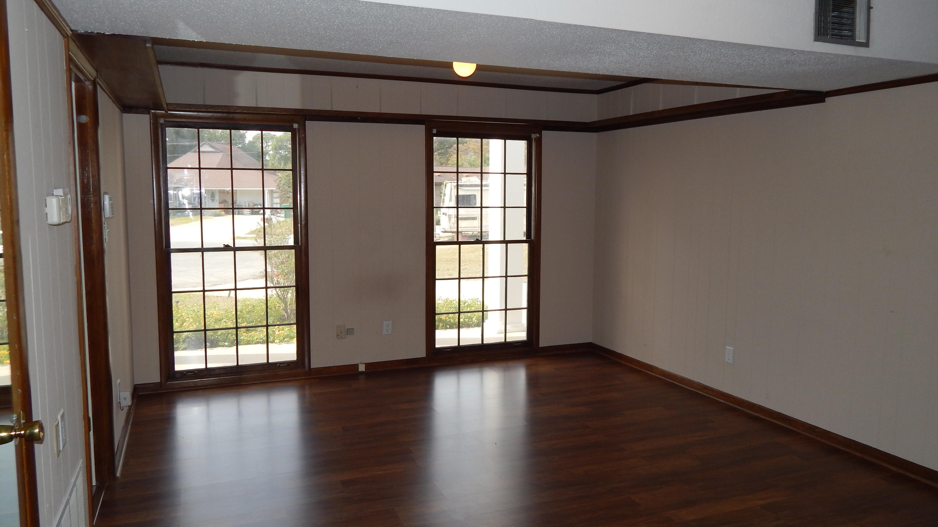 COLONIAL HEIGHTS - Residential