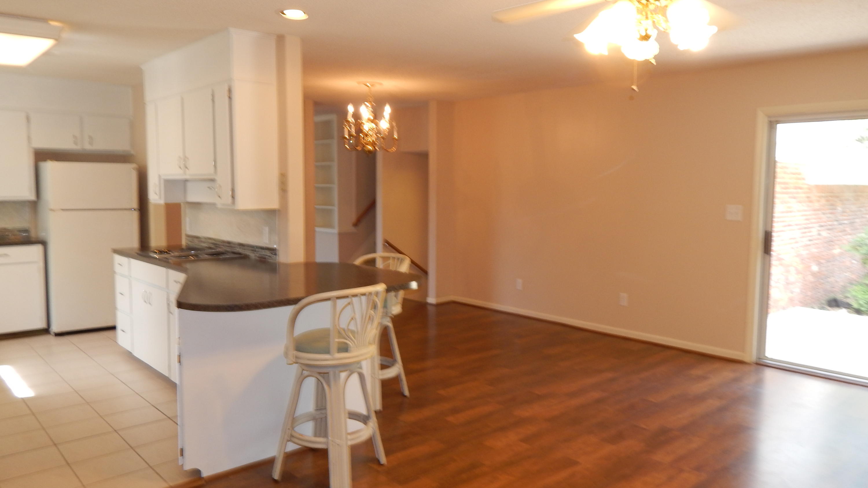 COLONIAL HEIGHTS - Residential