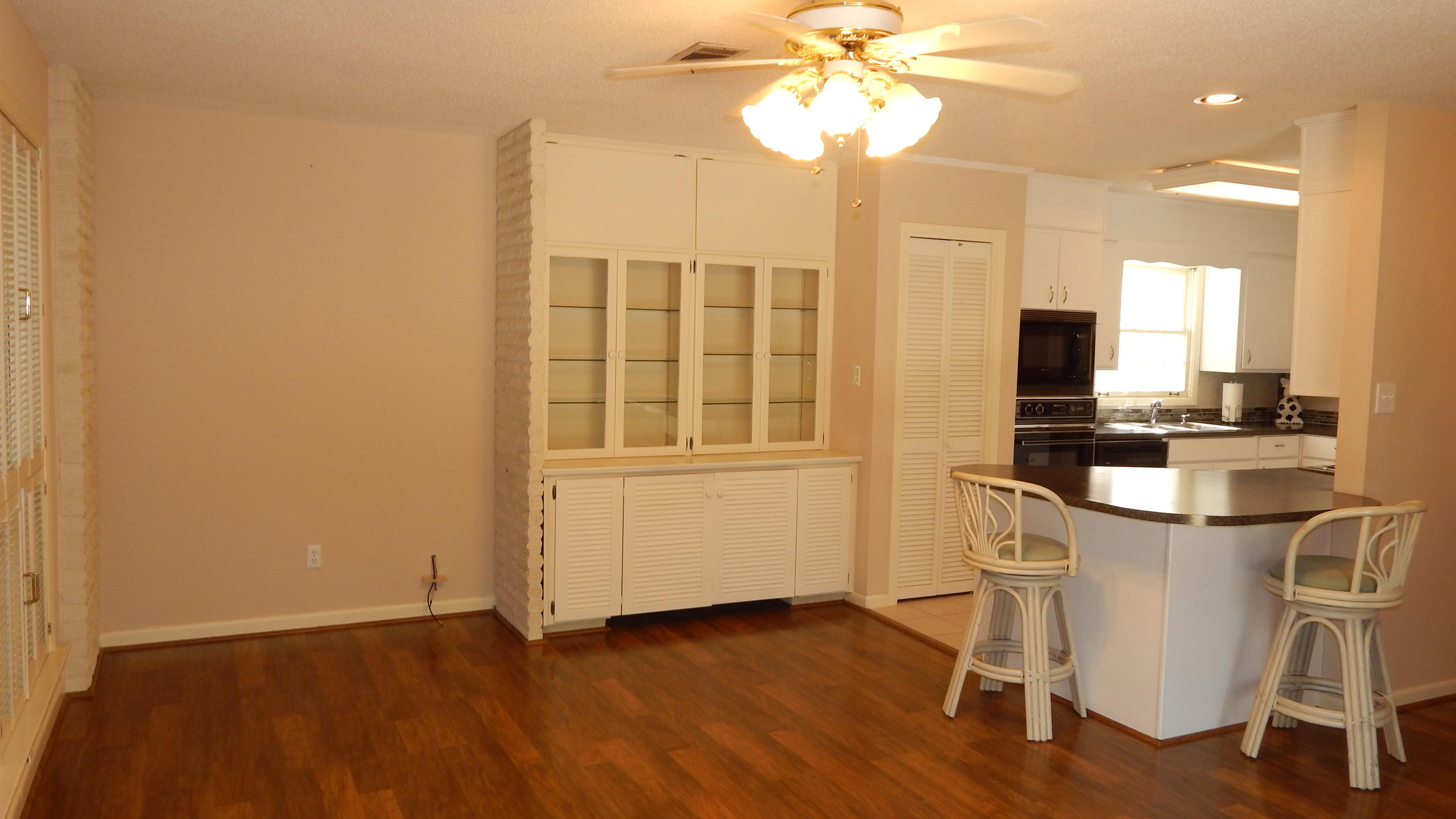 COLONIAL HEIGHTS - Residential