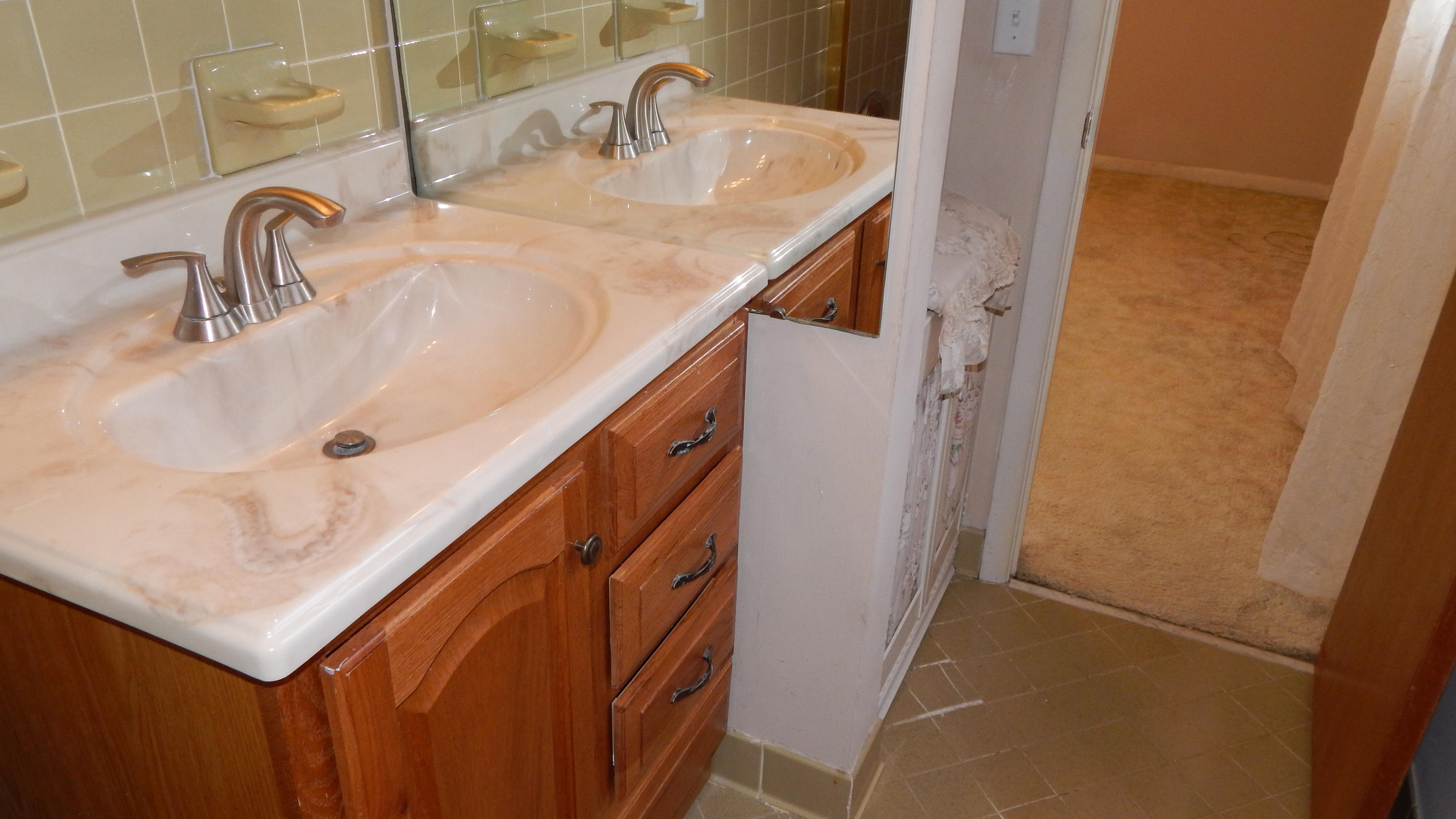 COLONIAL HEIGHTS - Residential