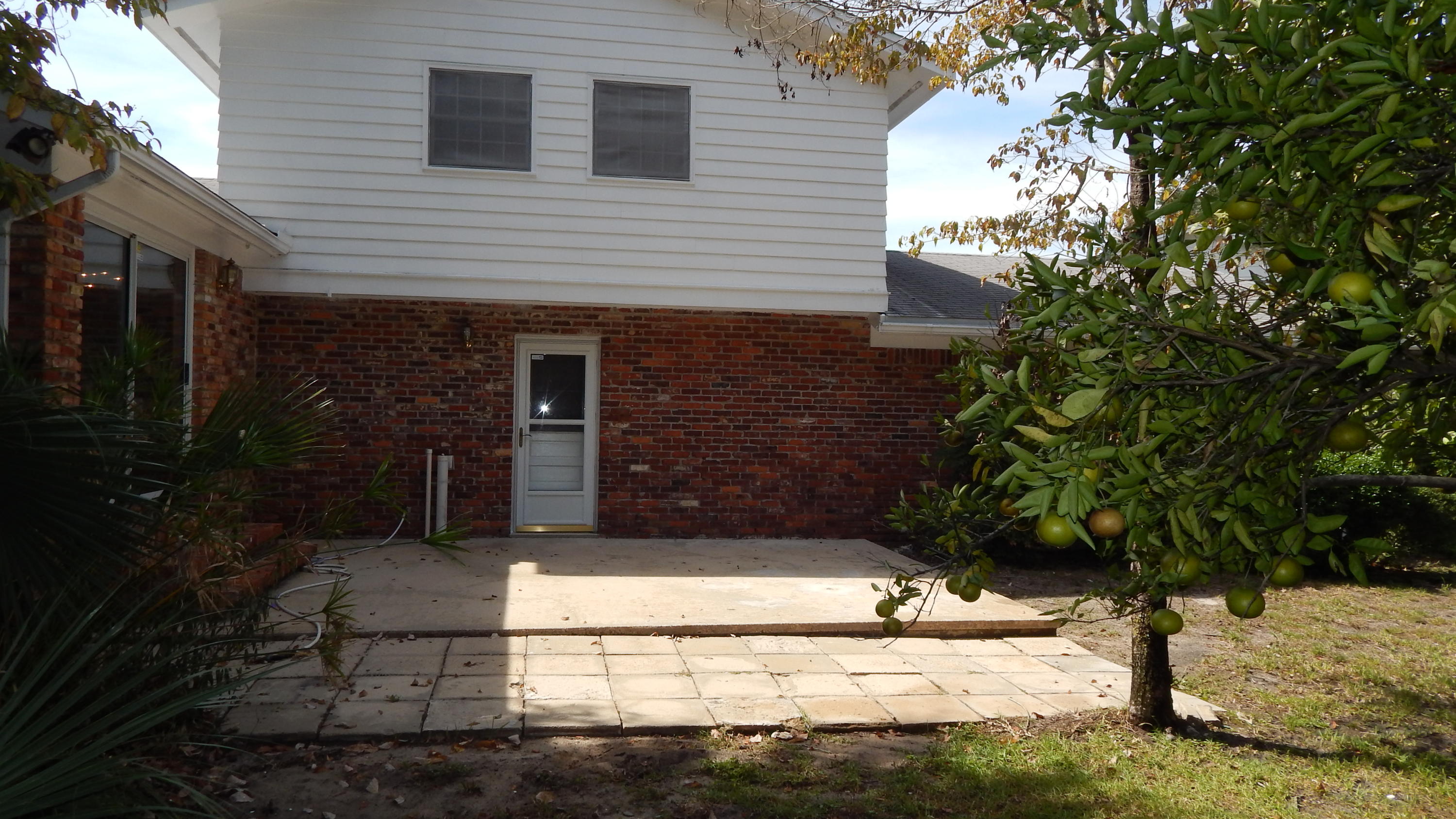 COLONIAL HEIGHTS - Residential