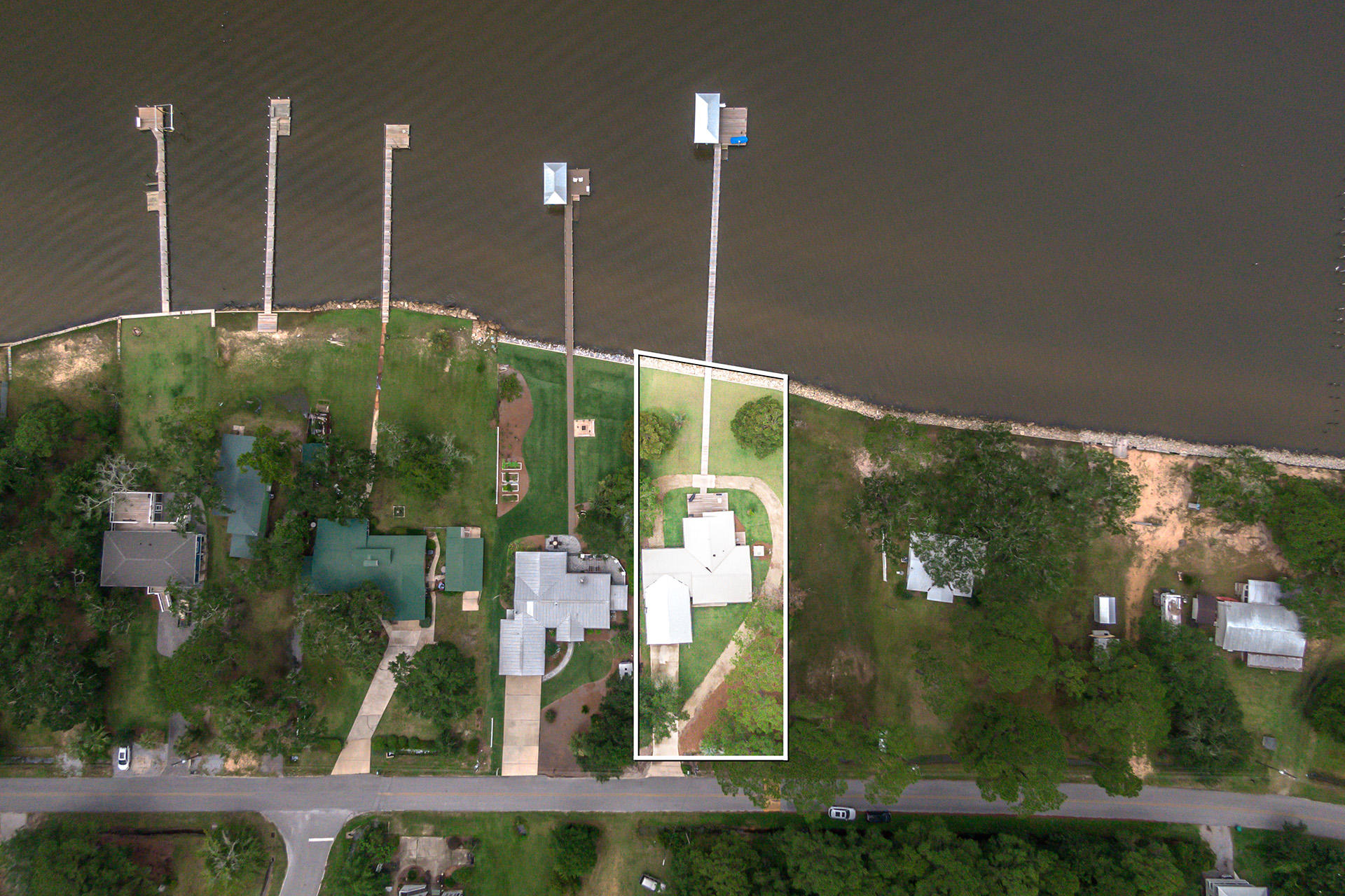 BAY GROVE - Residential