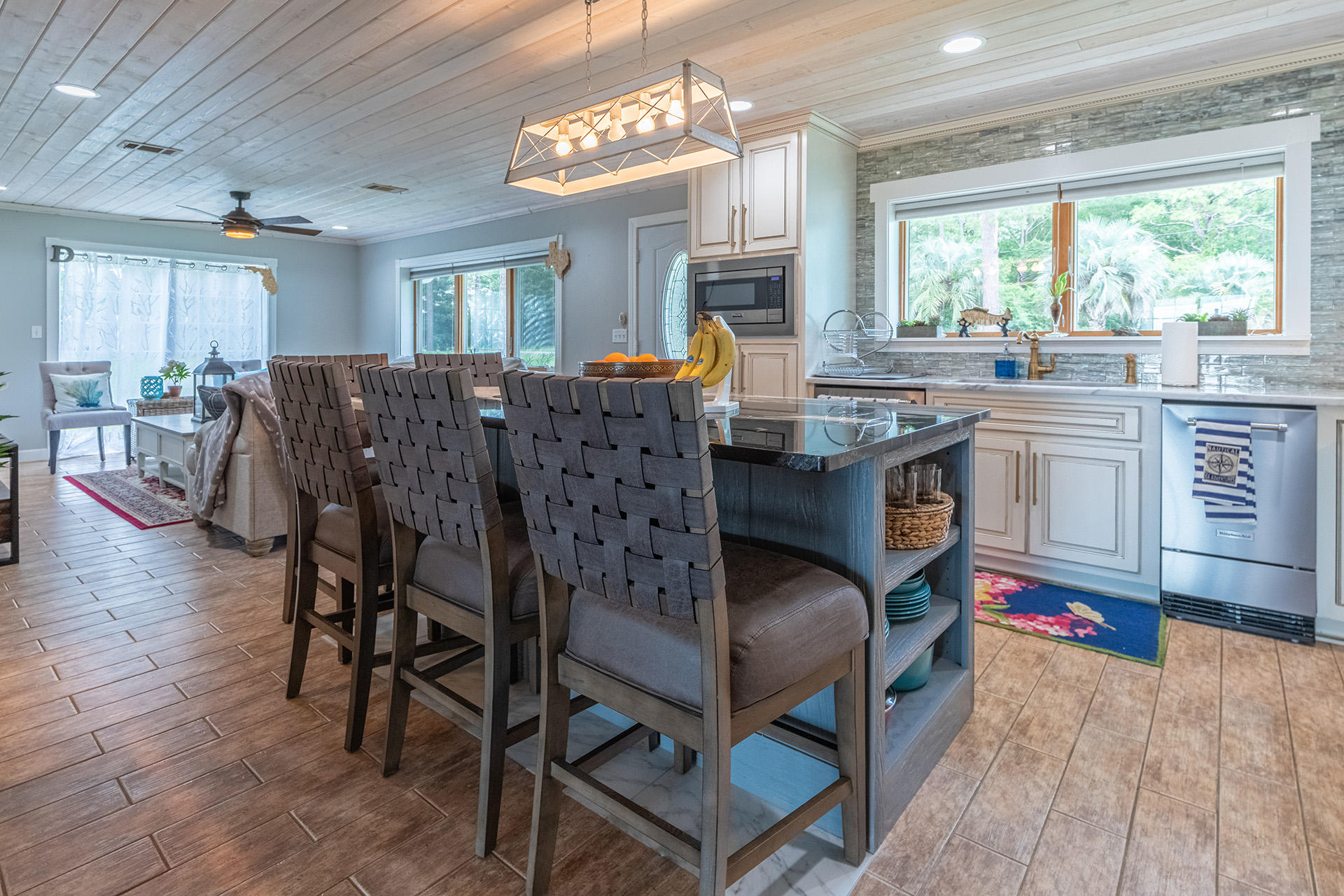 BAY GROVE - Residential