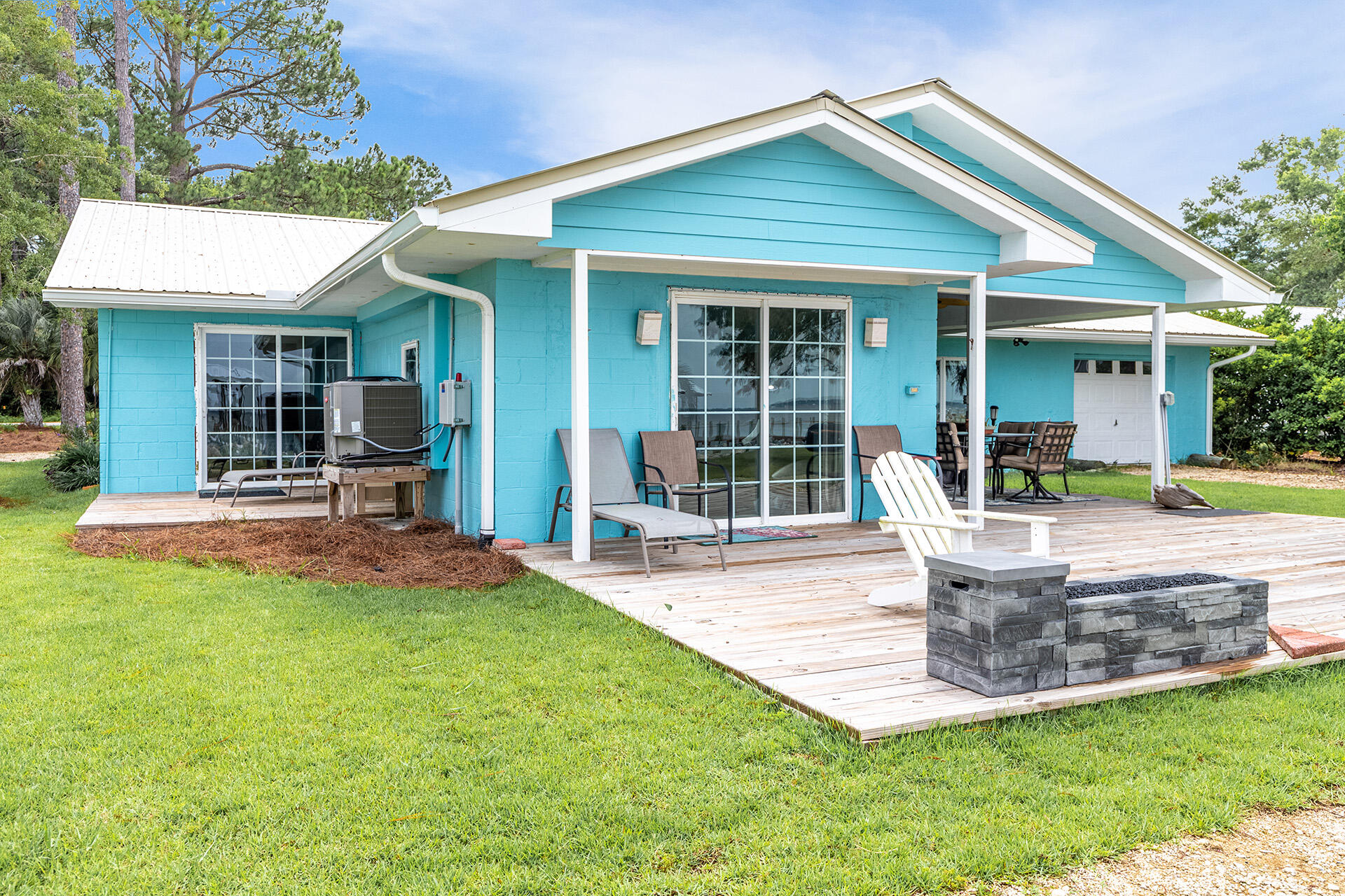 BAY GROVE - Residential