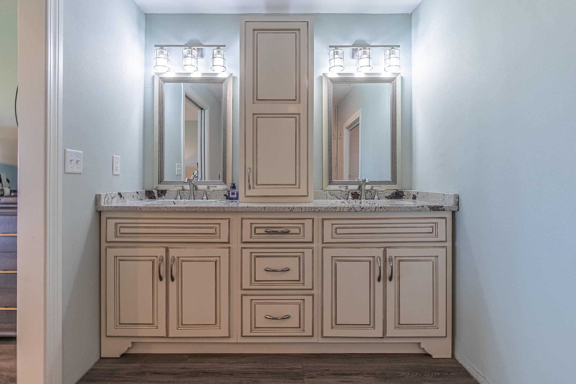 BAY GROVE - Residential