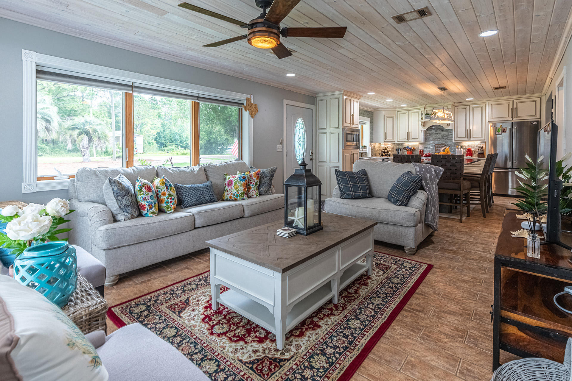 BAY GROVE - Residential