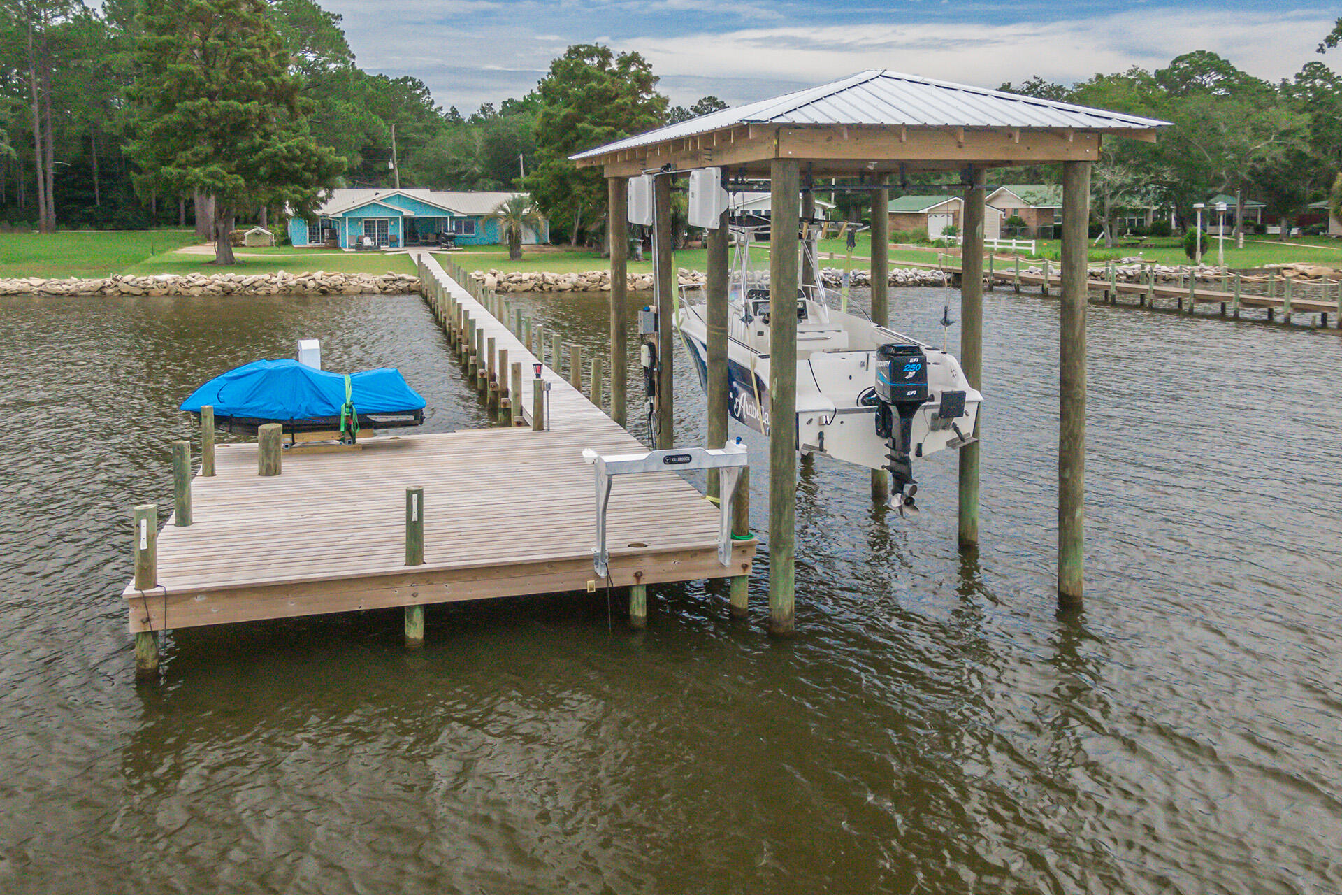 BAY GROVE - Residential