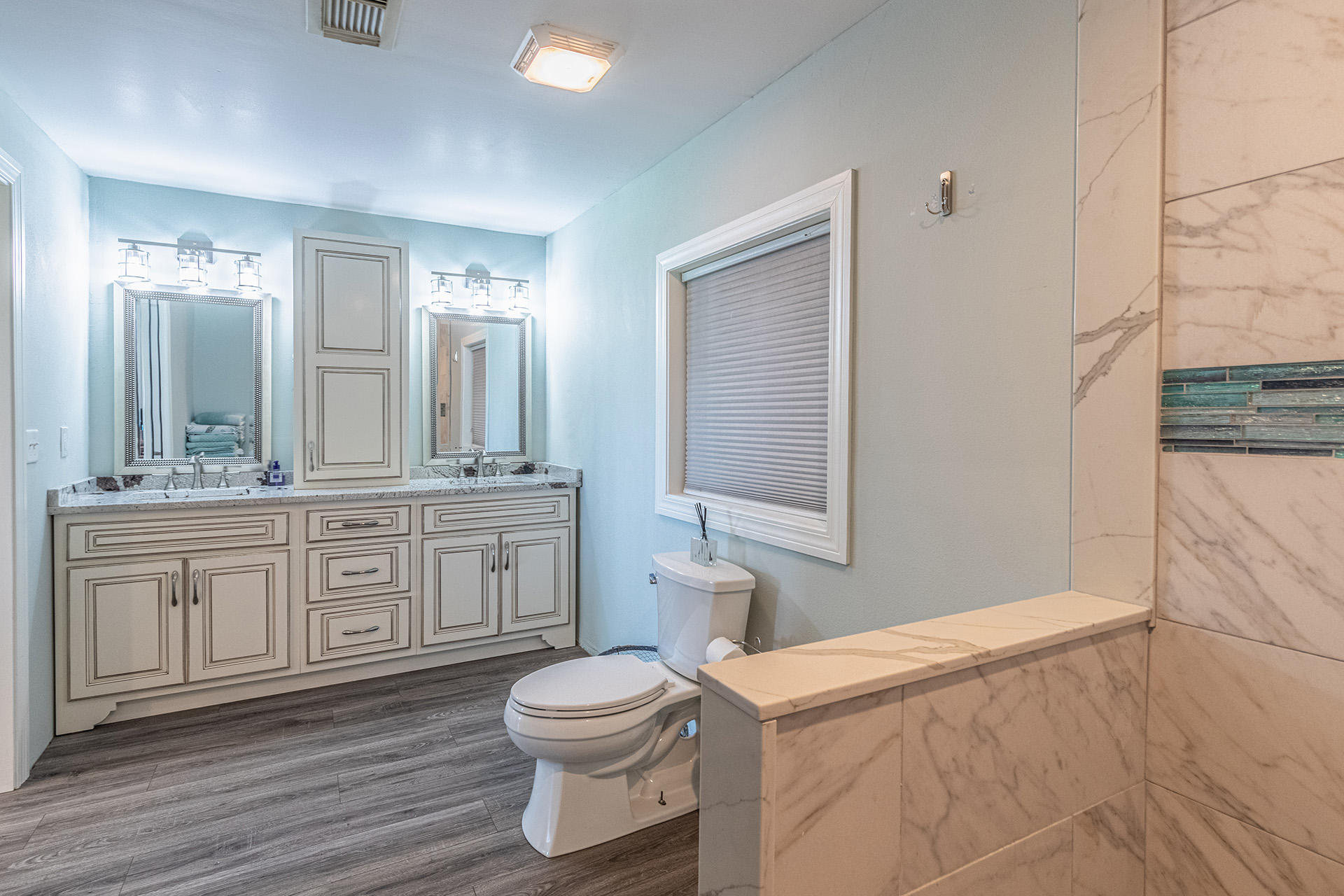 BAY GROVE - Residential