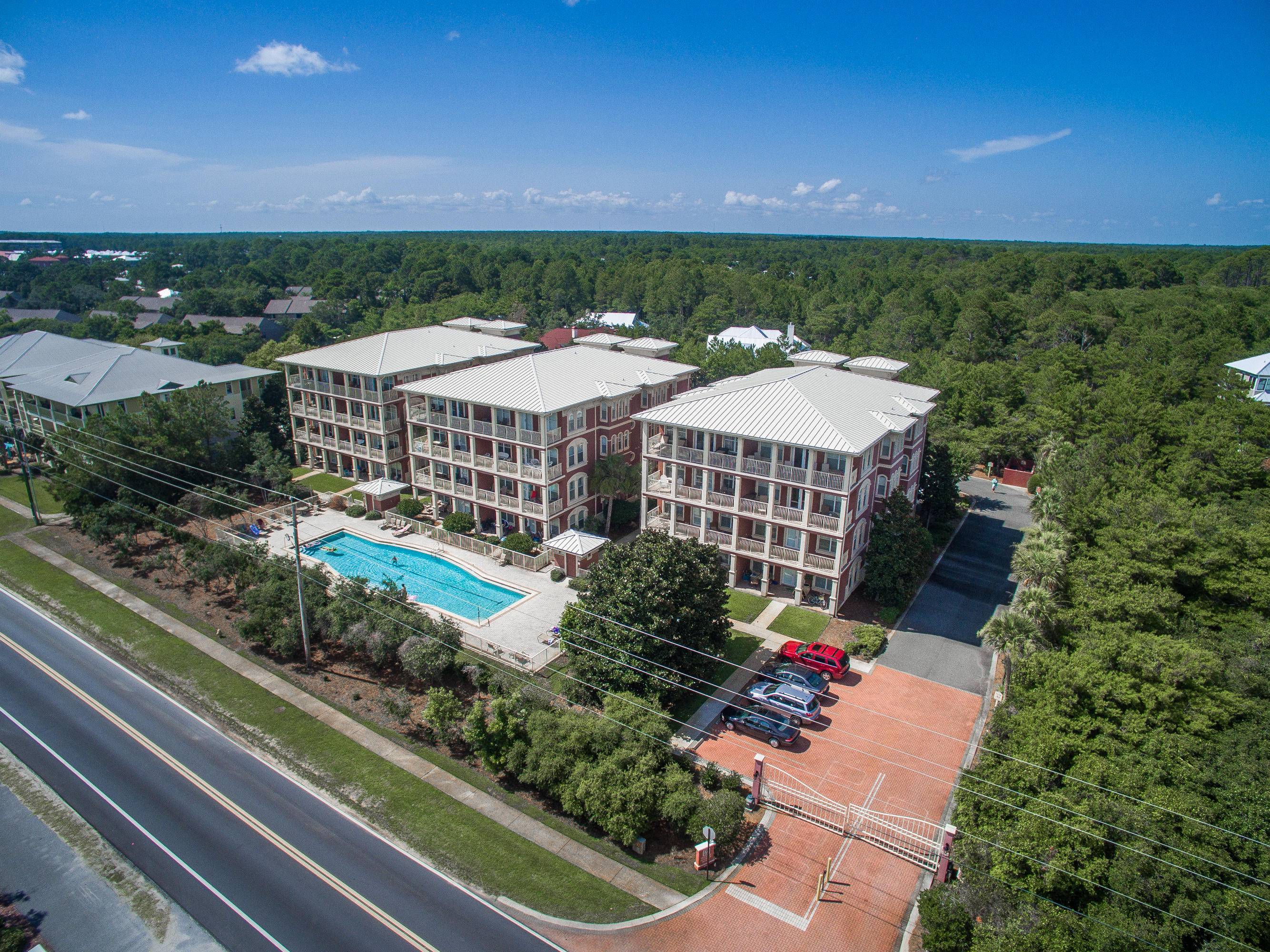 VILLAS AT SEAGROVE BEACH - Residential