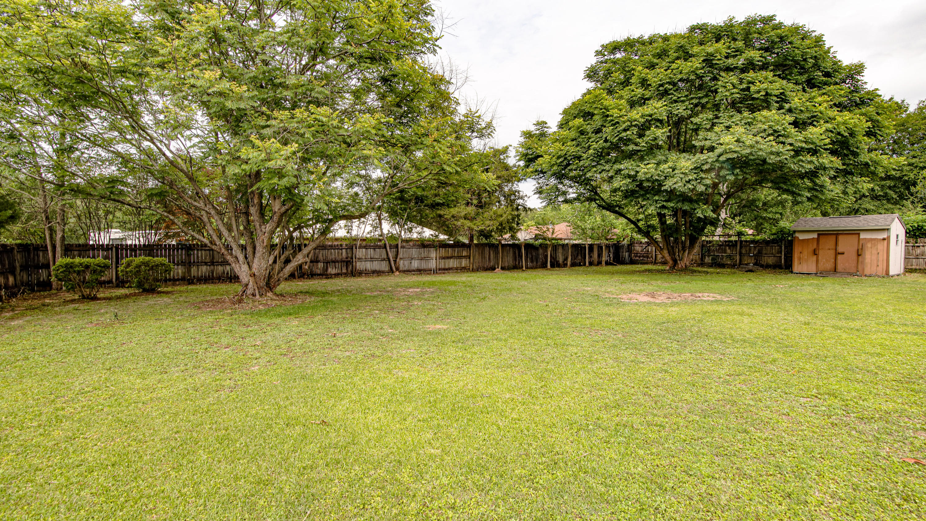 DOGWOOD ESTATES - Residential