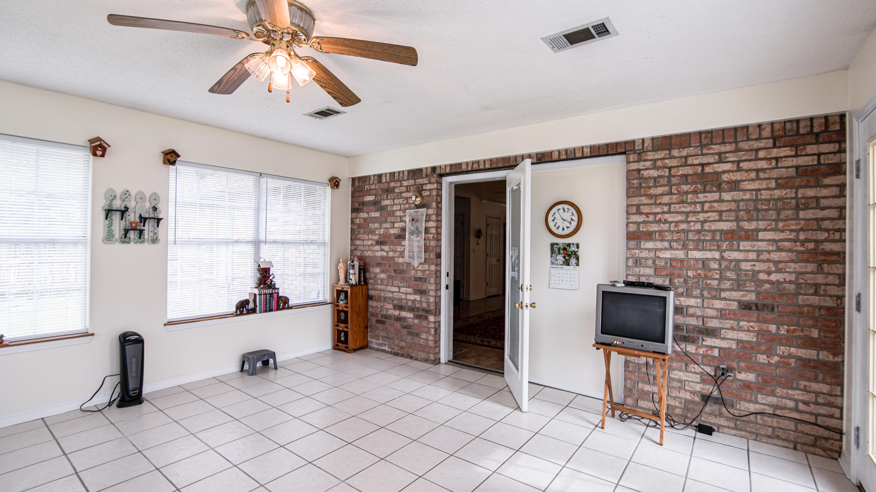 DOGWOOD ESTATES - Residential